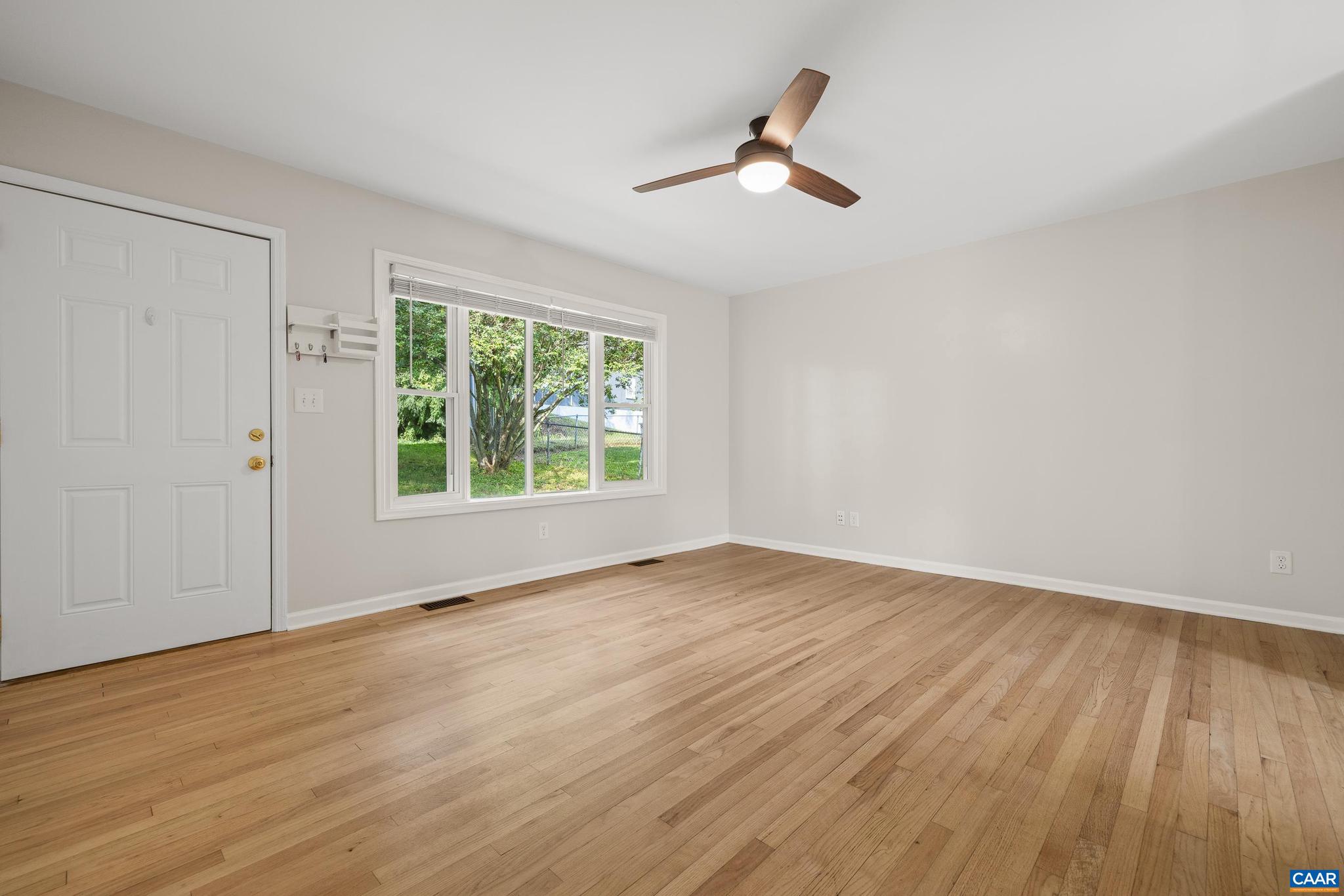804 RAYMOND RD