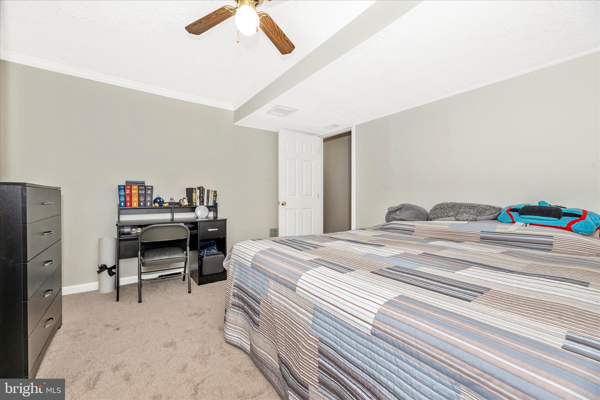 NEW ESTATES - Residential