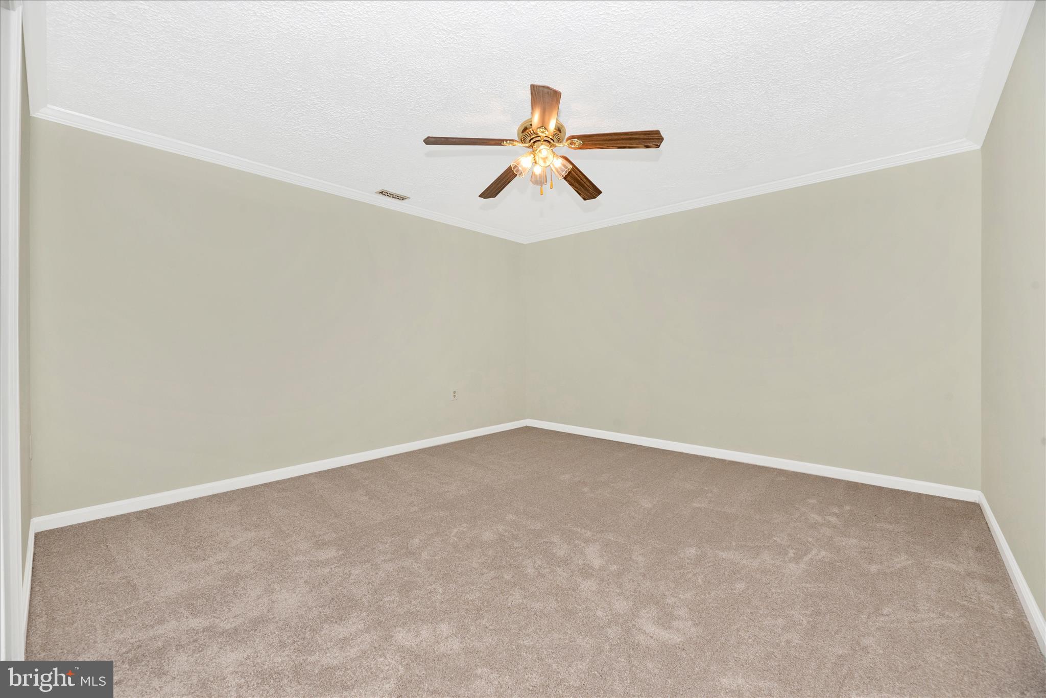 NEW ESTATES - Residential