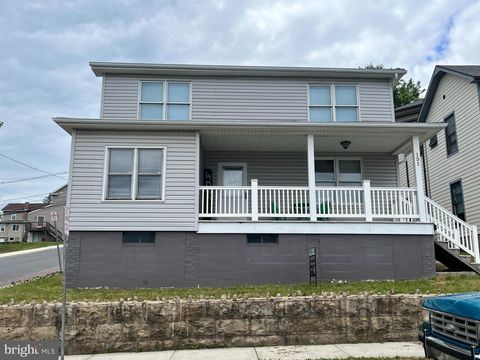 Homes For Sale - 151 Maple Street<br/> FROSTBURG, MD 21532