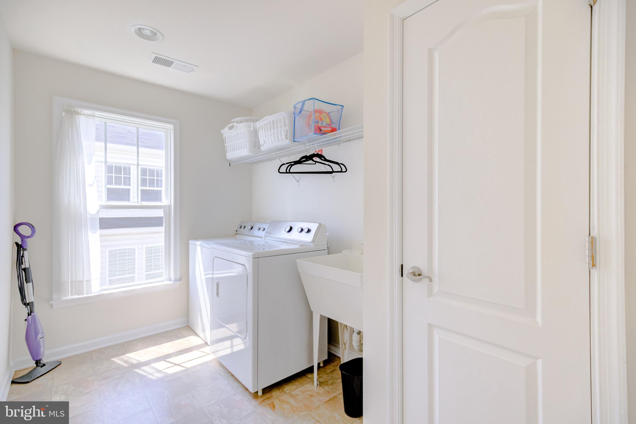 STONE RIDGE LAND BAY 1 - Residential