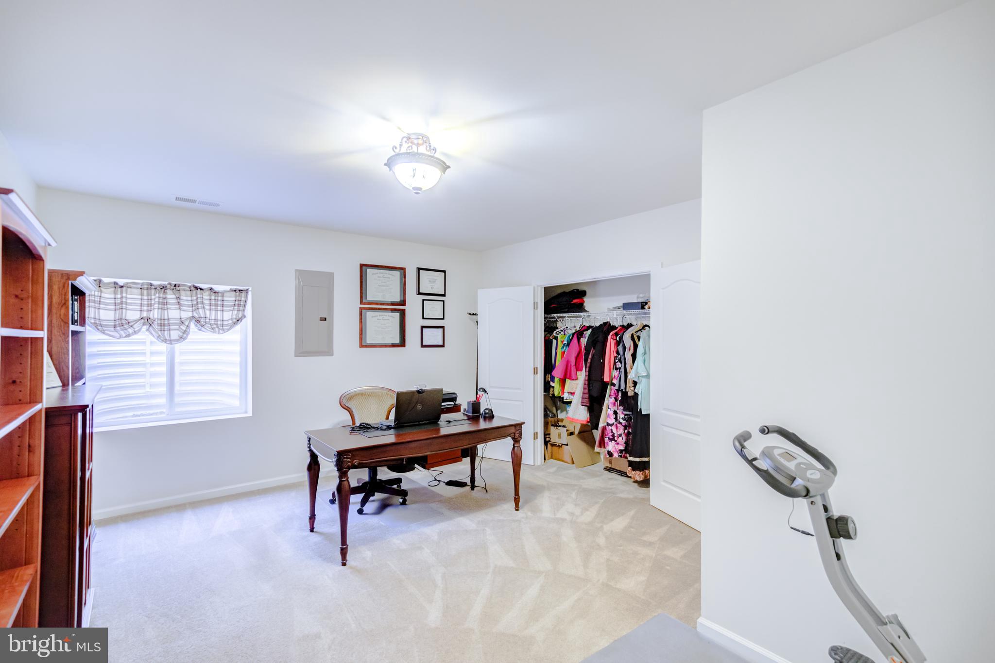 STONE RIDGE LAND BAY 1 - Residential