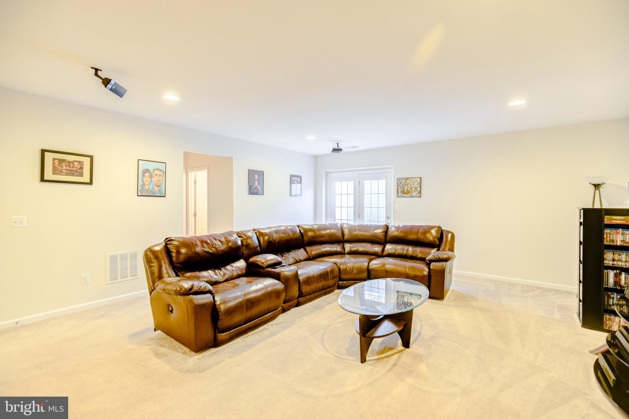 STONE RIDGE LAND BAY 1 - Residential