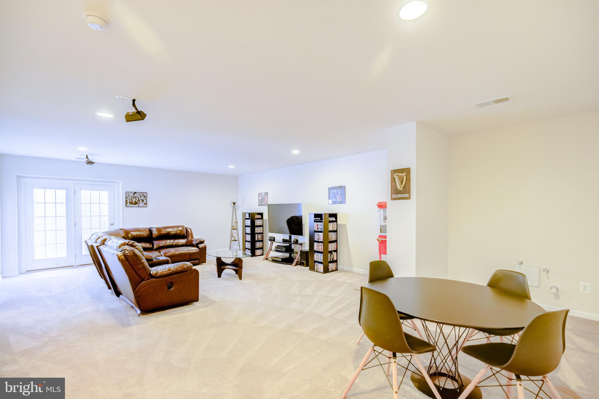 STONE RIDGE LAND BAY 1 - Residential