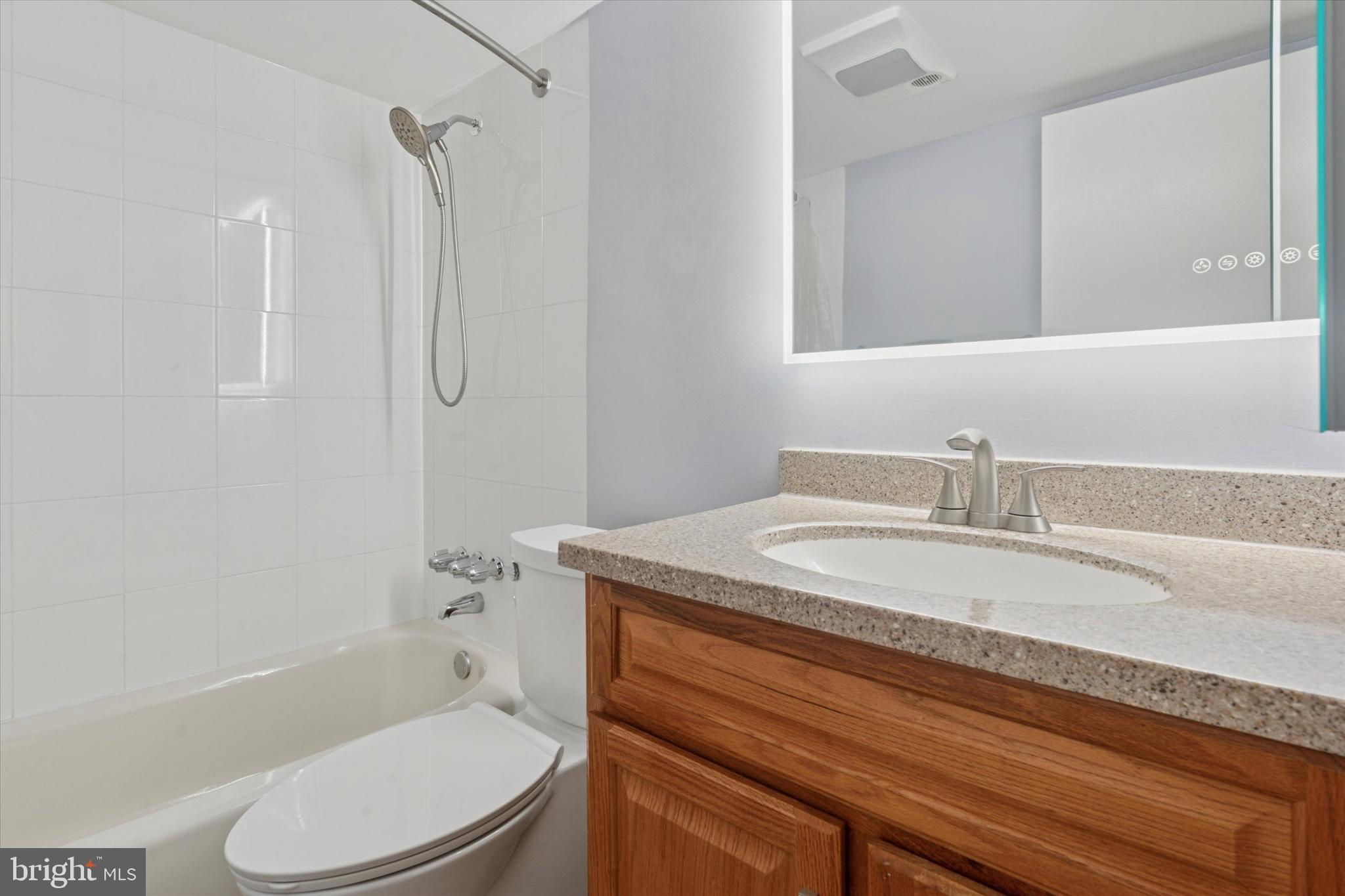 EAST FALLS - Residential