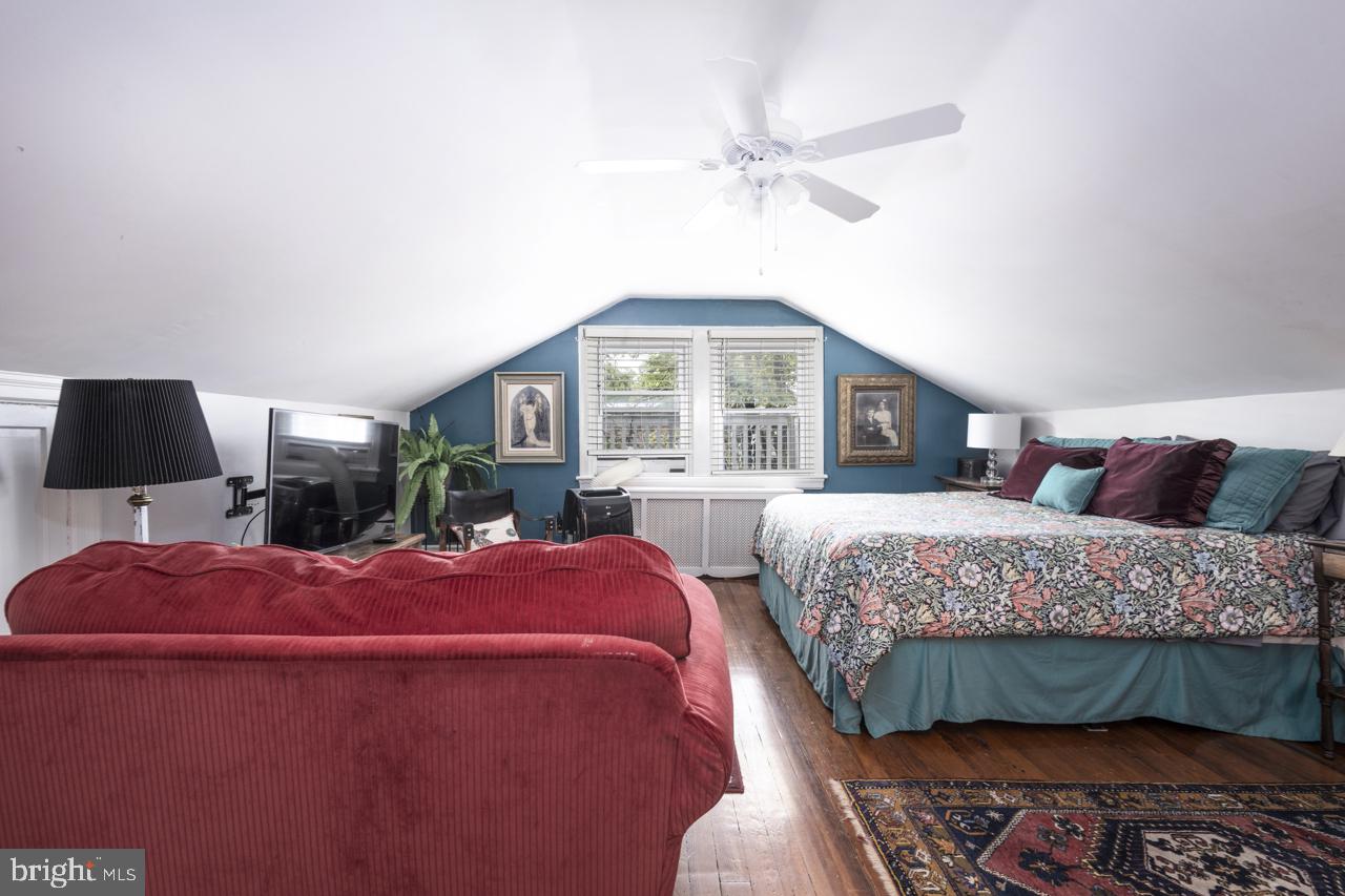 GLENSIDE - Residential