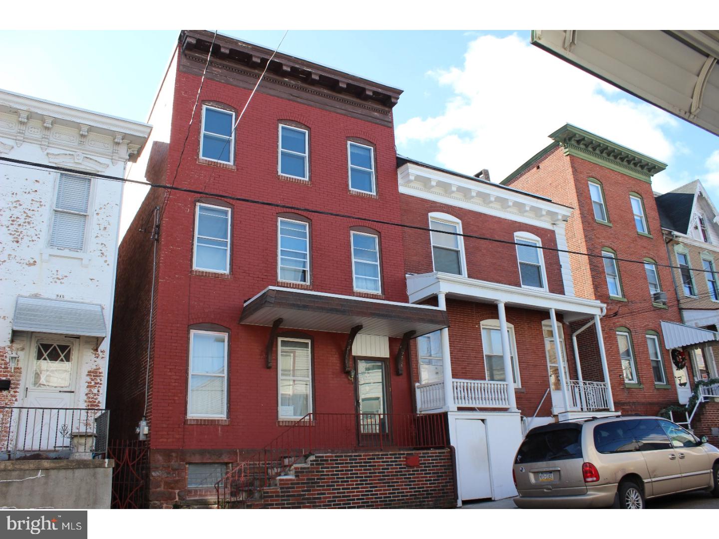 POTTSVILLE - Residential