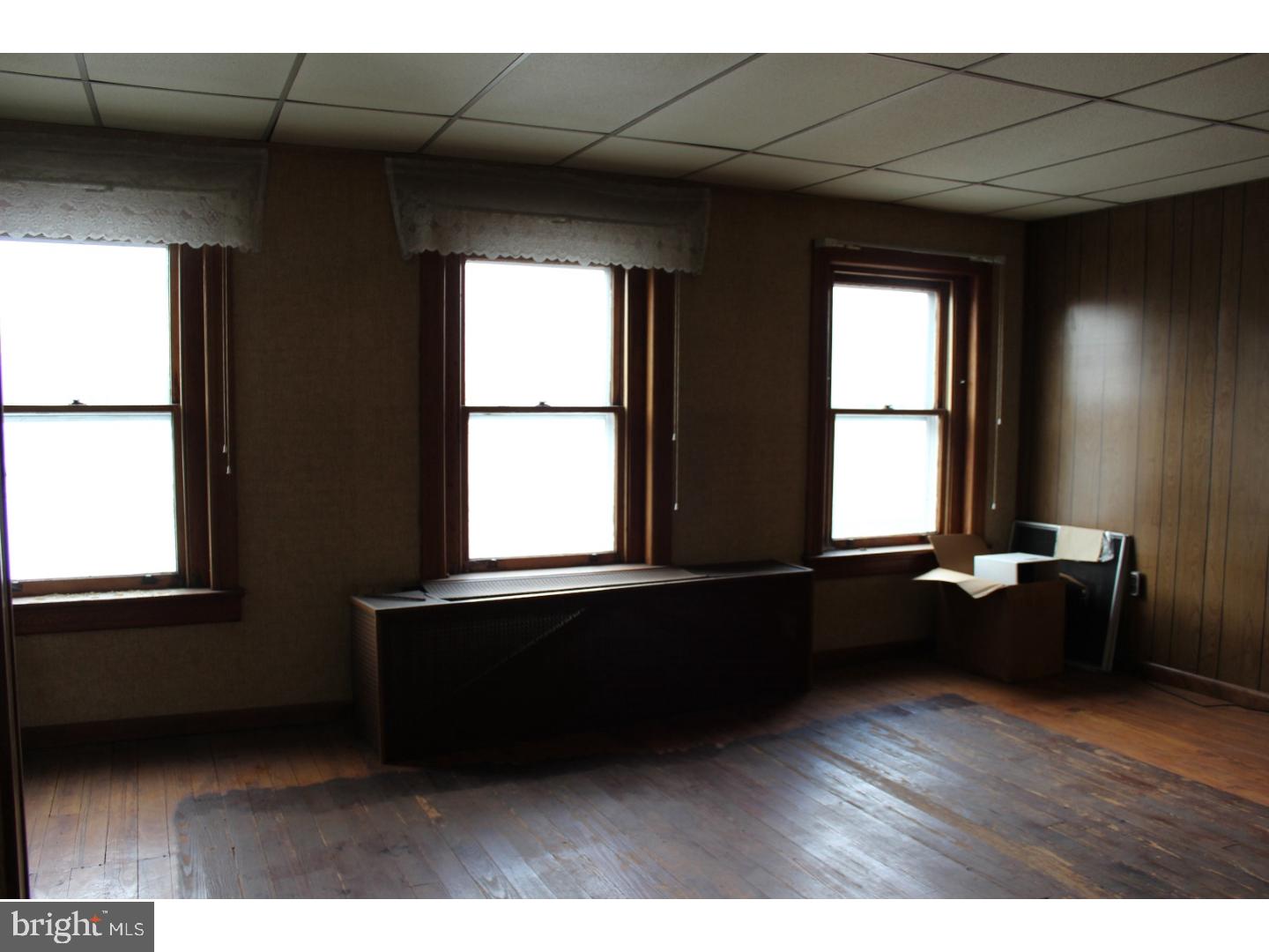 POTTSVILLE - Residential