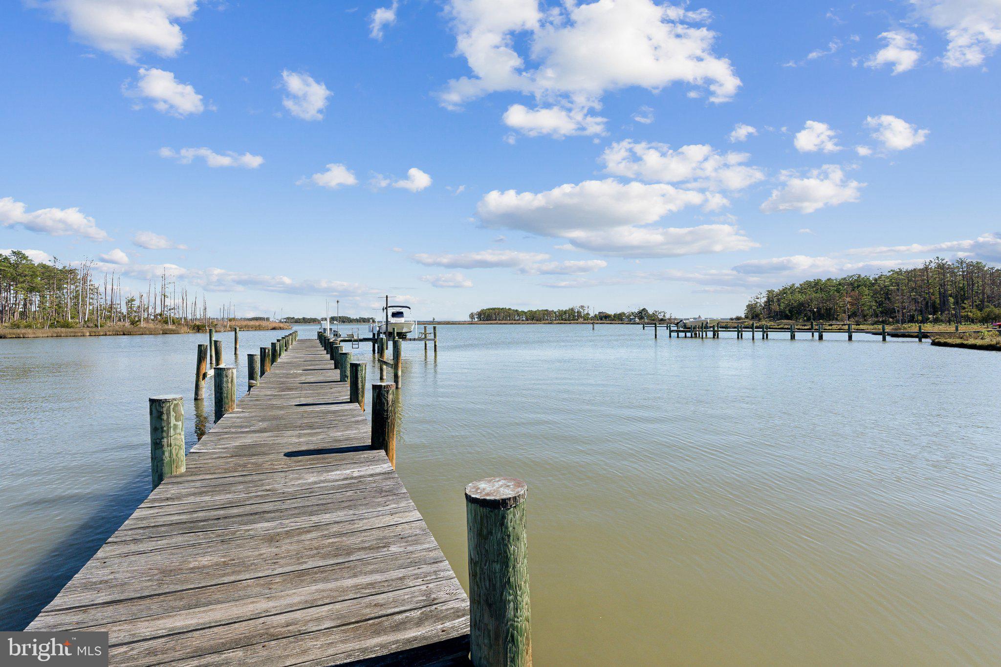 RAGGED POINT - Residential