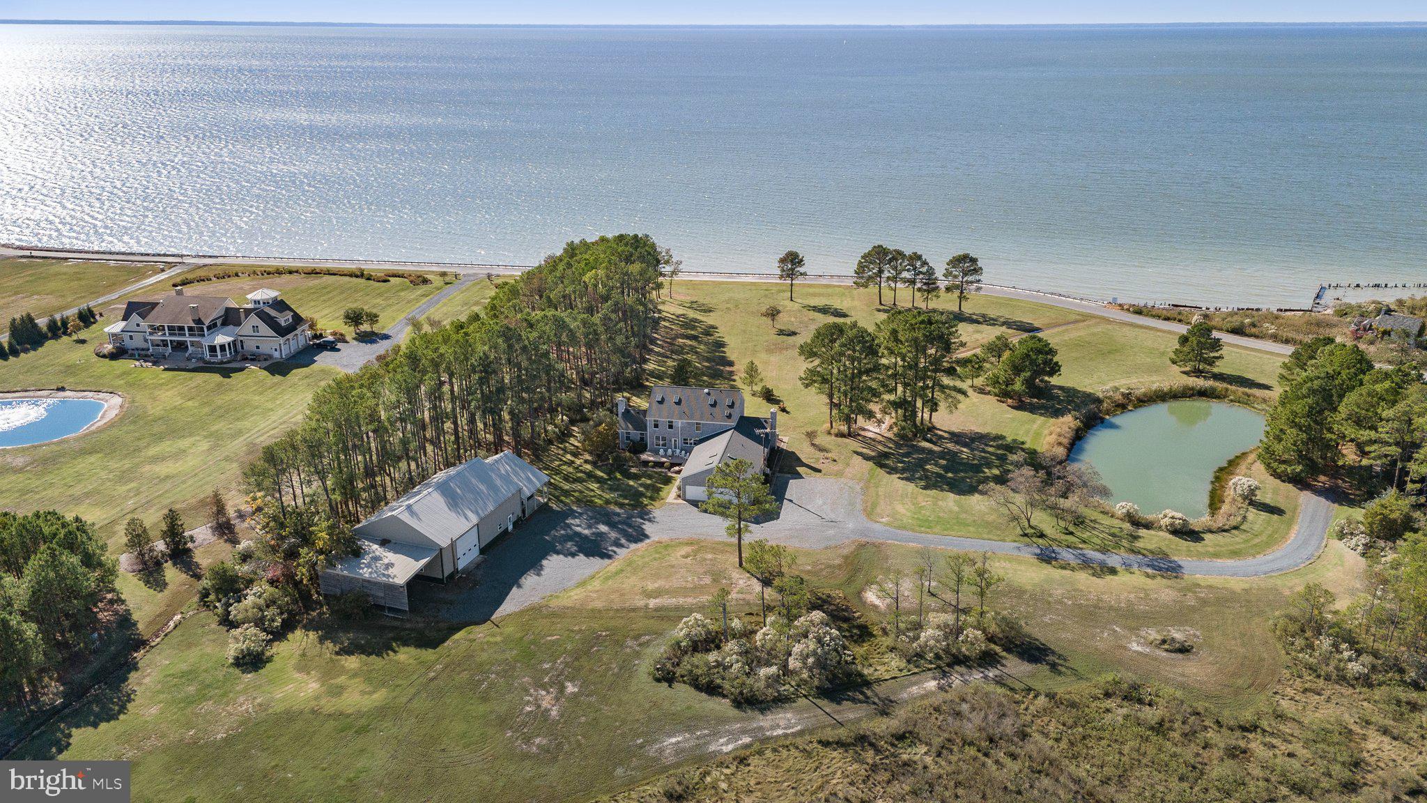 RAGGED POINT - Residential