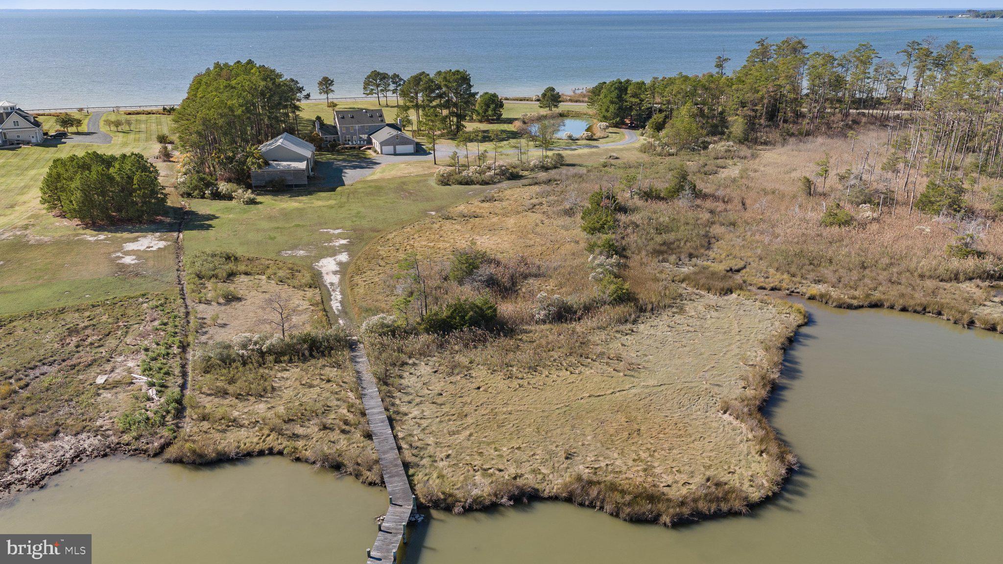 RAGGED POINT - Residential