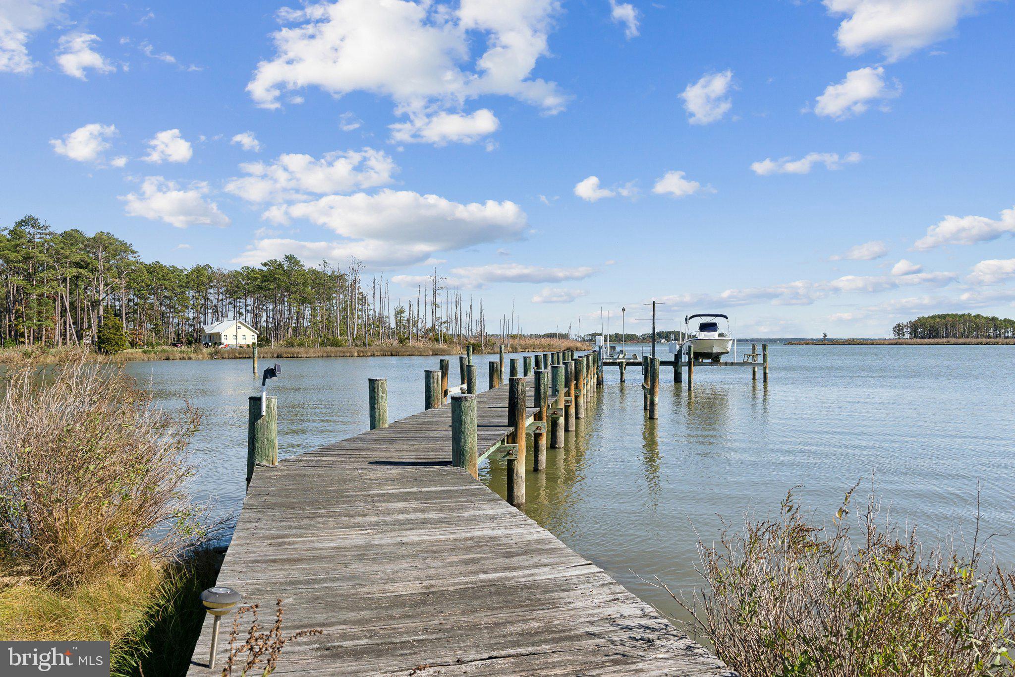 RAGGED POINT - Residential