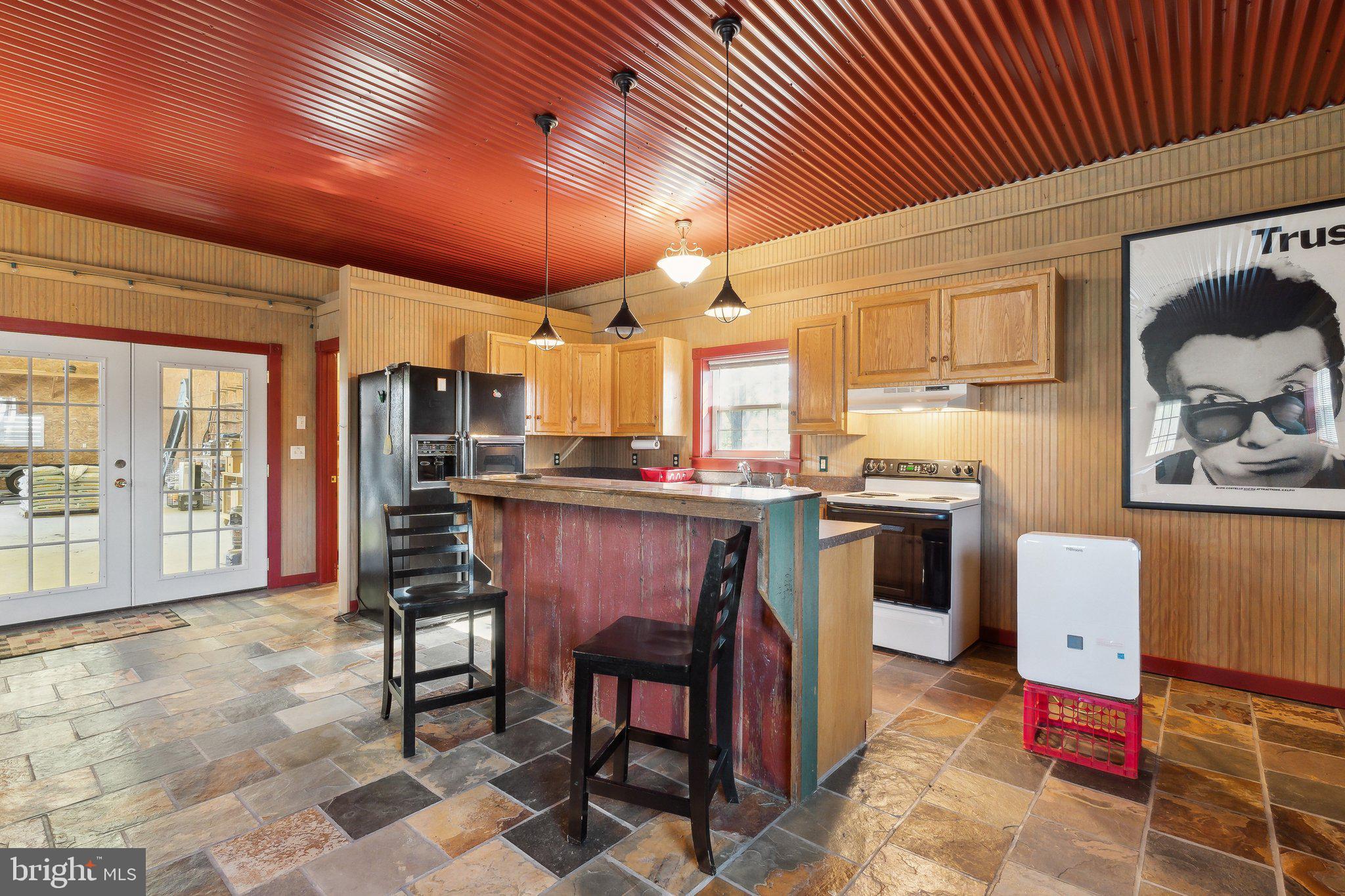 RAGGED POINT - Residential