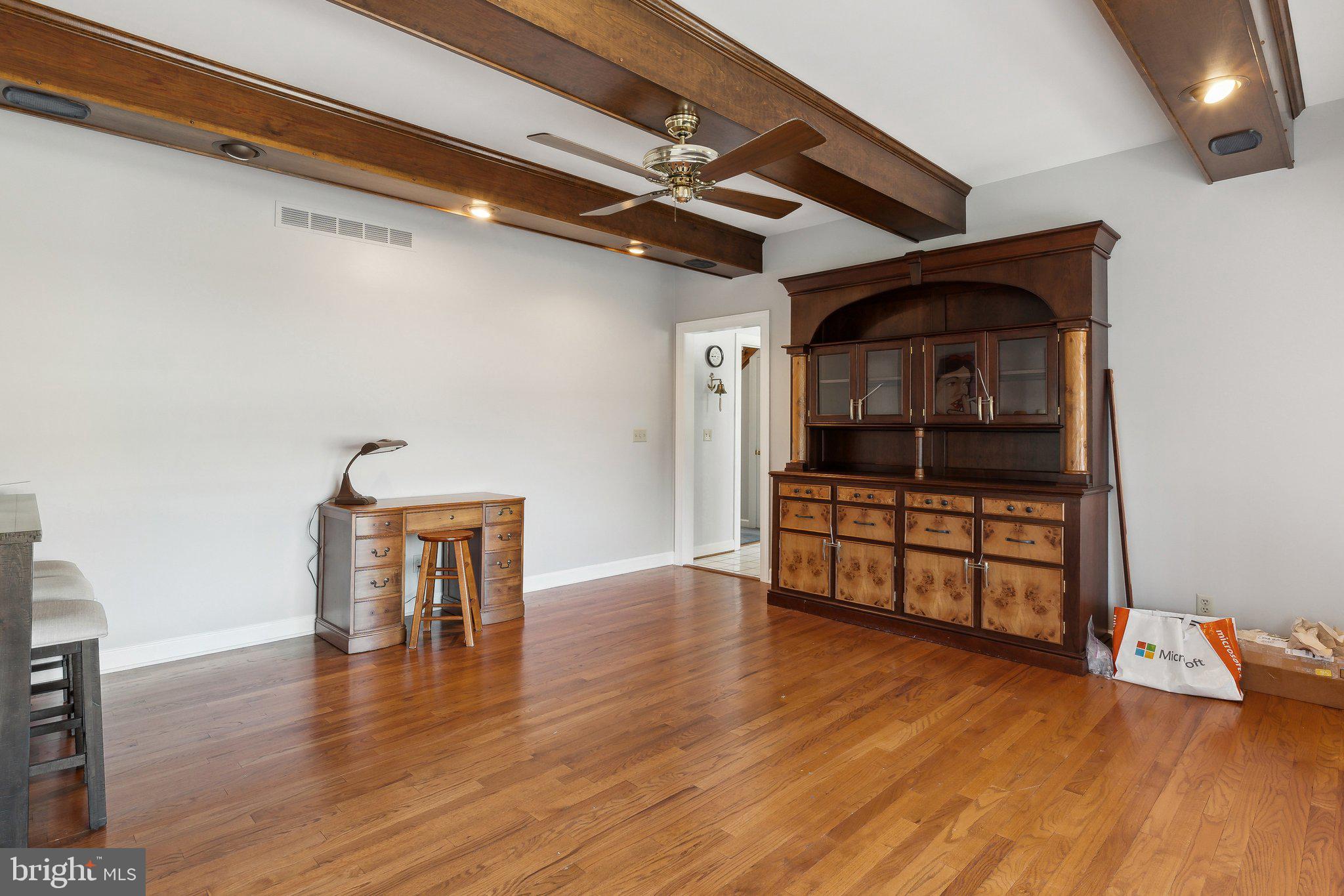 RAGGED POINT - Residential