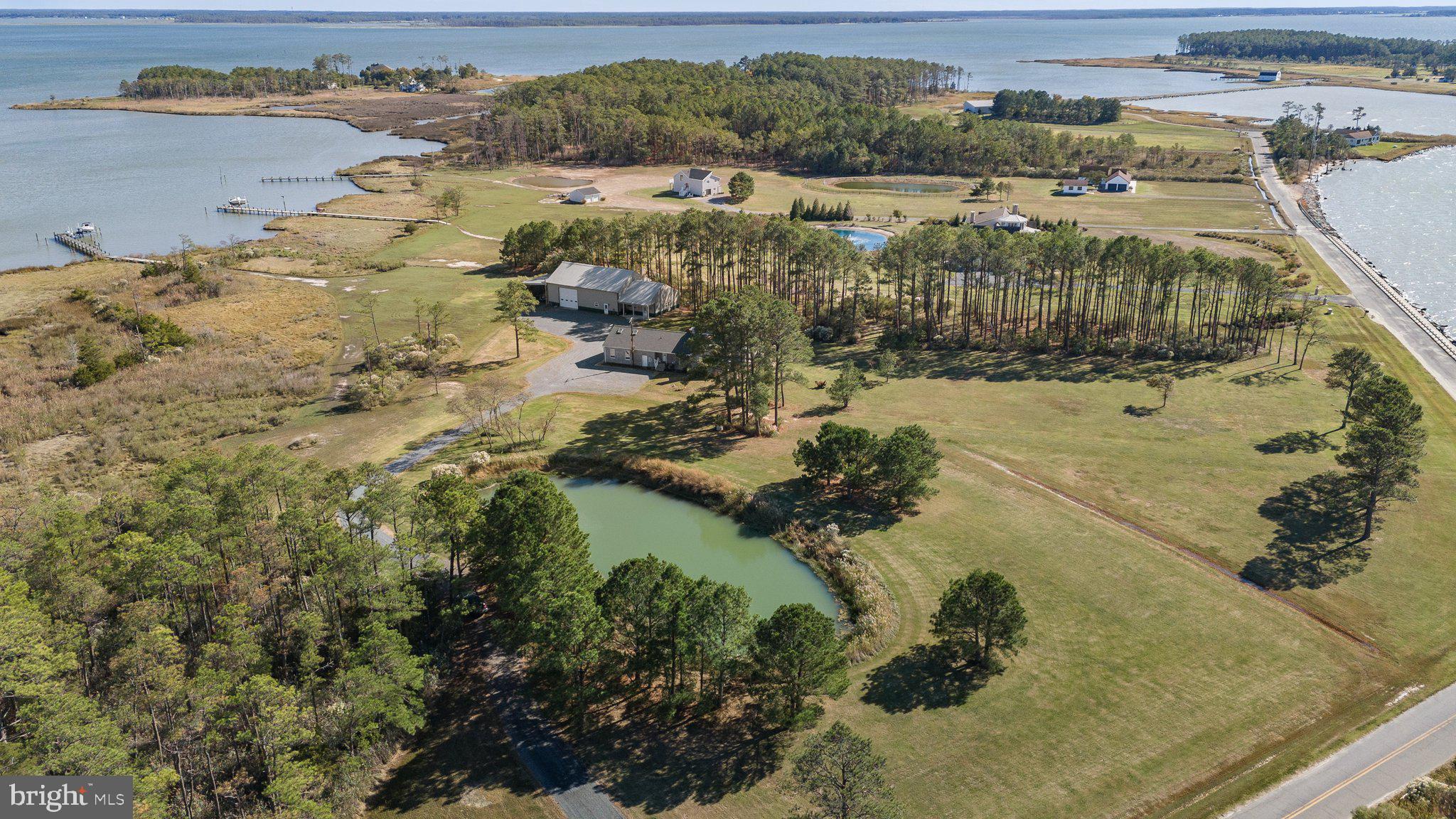 RAGGED POINT - Residential