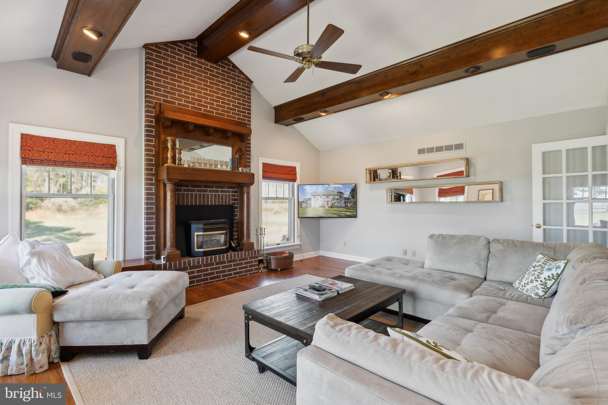 RAGGED POINT - Residential