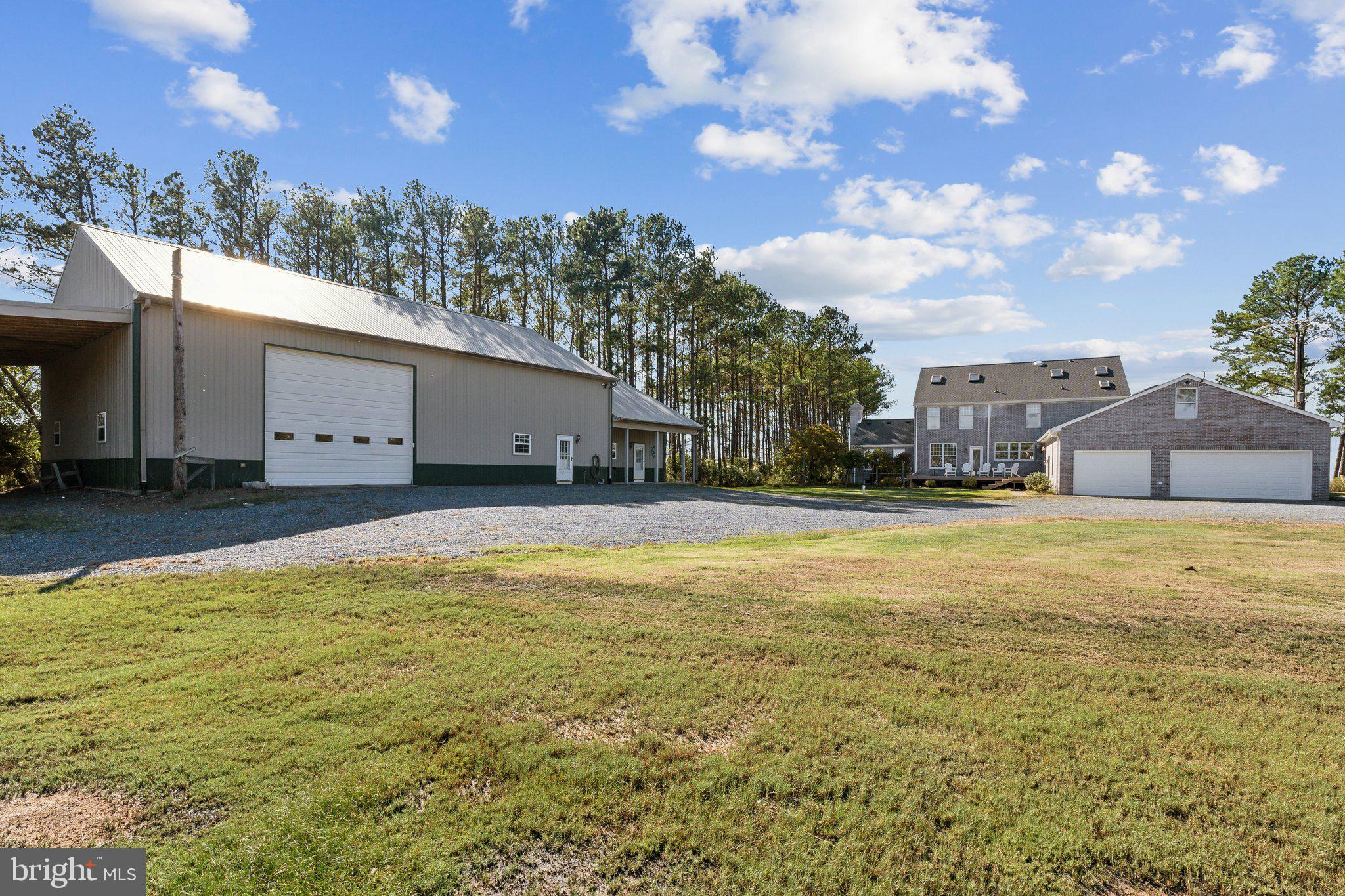 RAGGED POINT - Residential