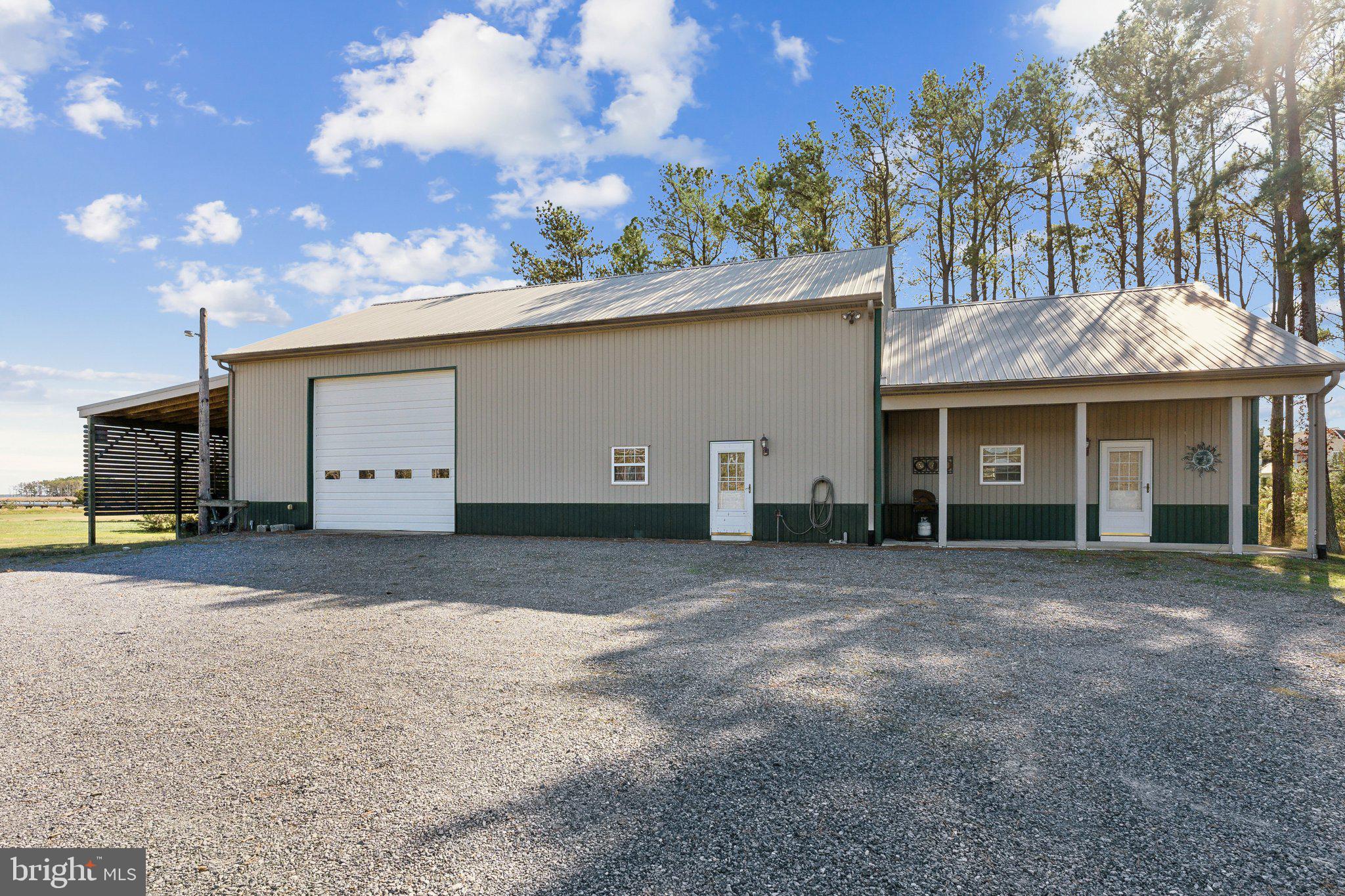 RAGGED POINT - Residential