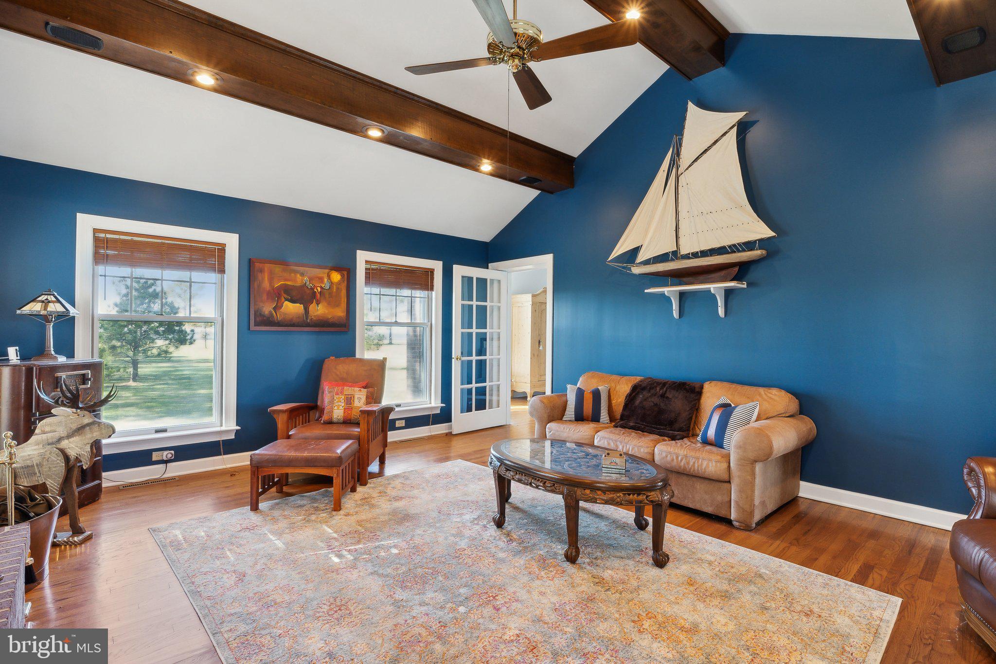 RAGGED POINT - Residential