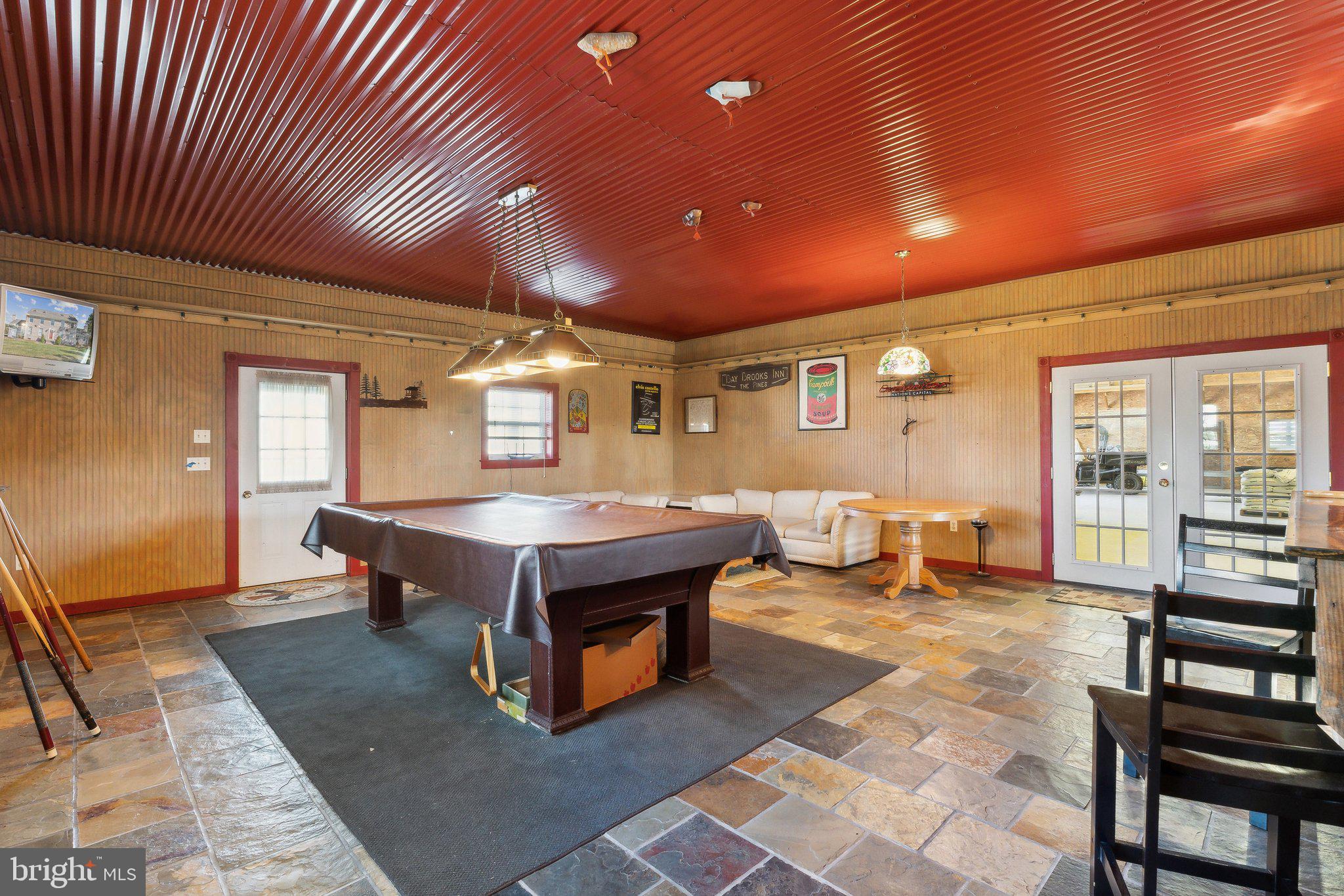 RAGGED POINT - Residential