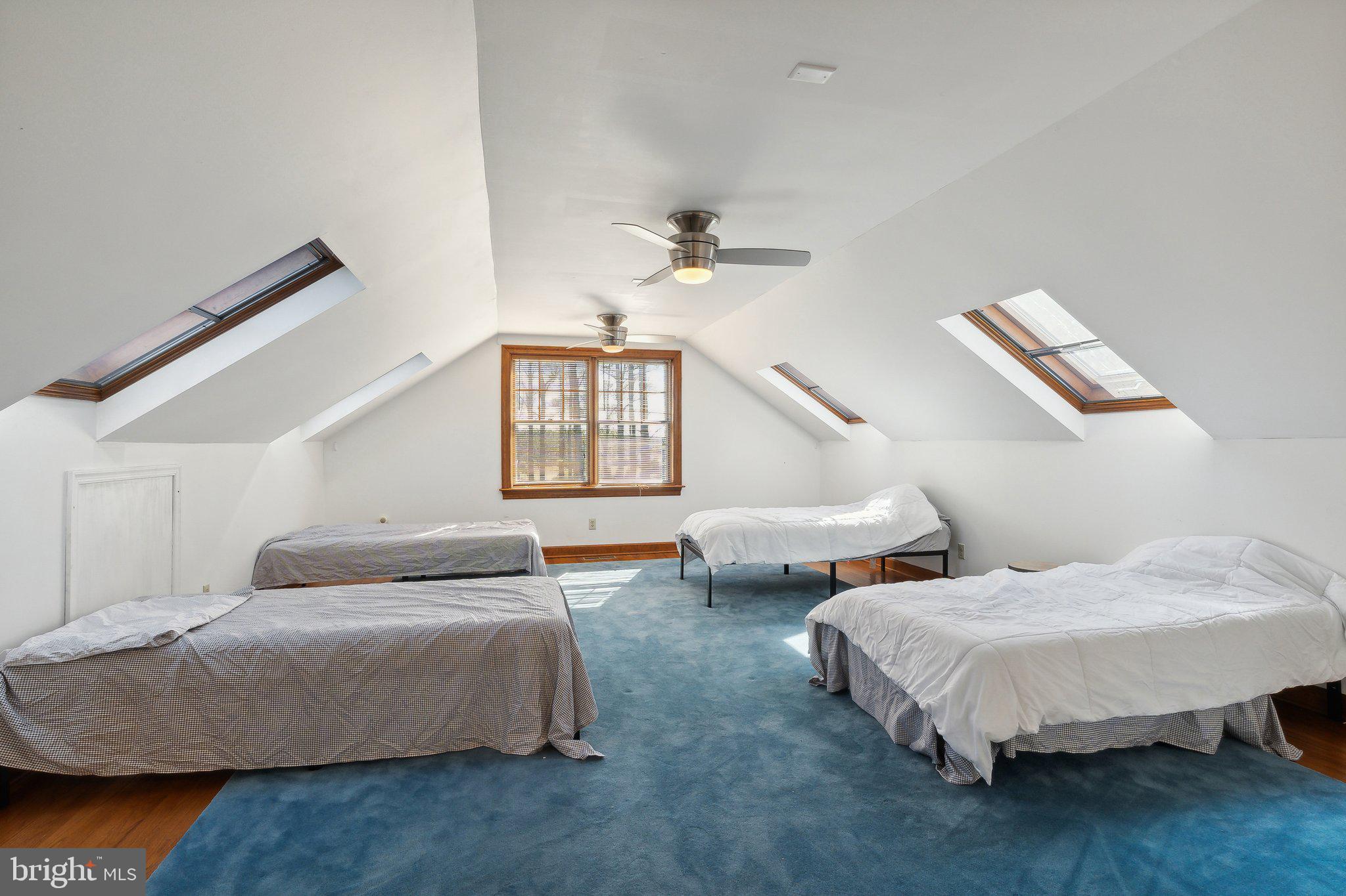 RAGGED POINT - Residential