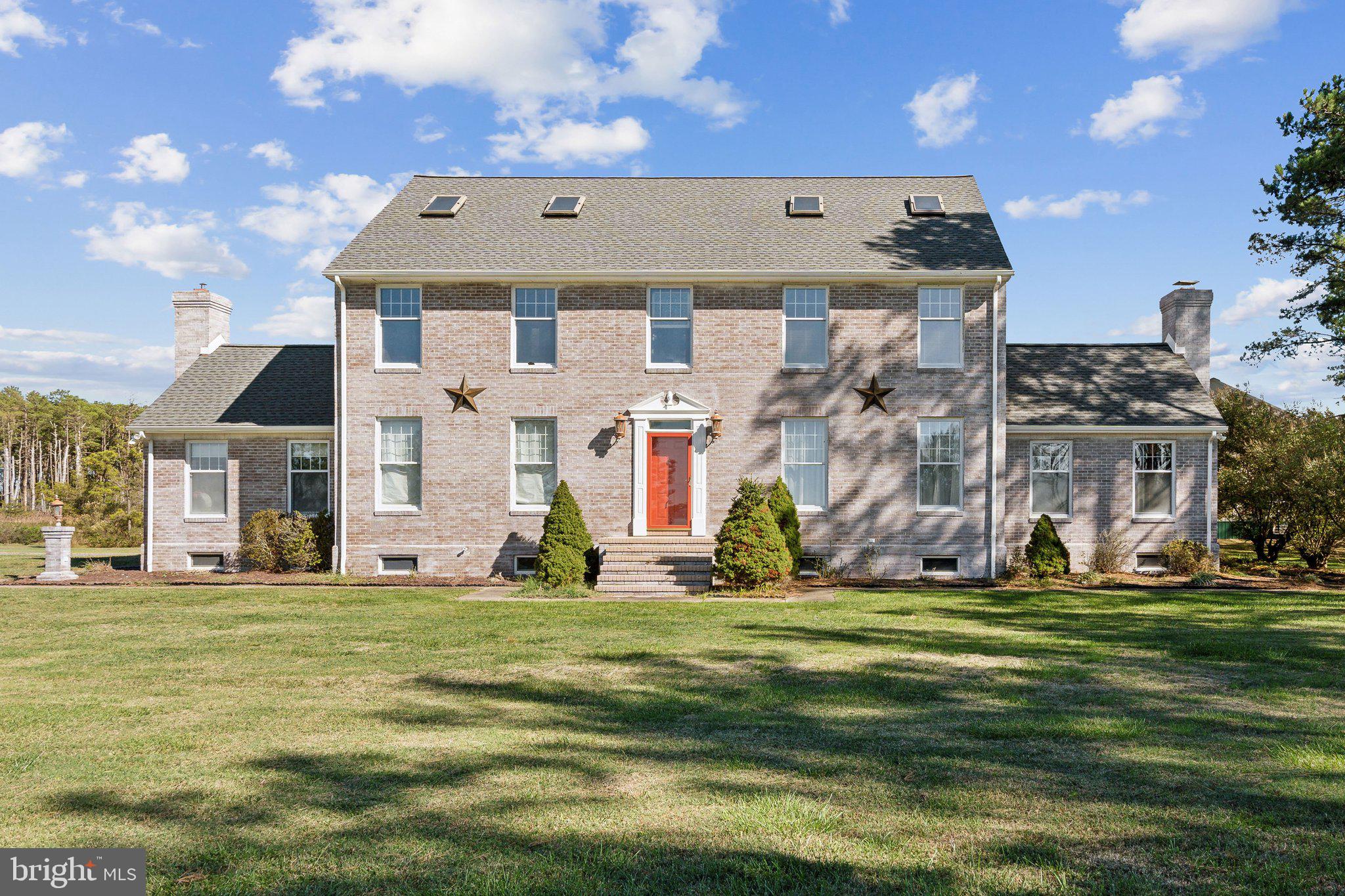 RAGGED POINT - Residential