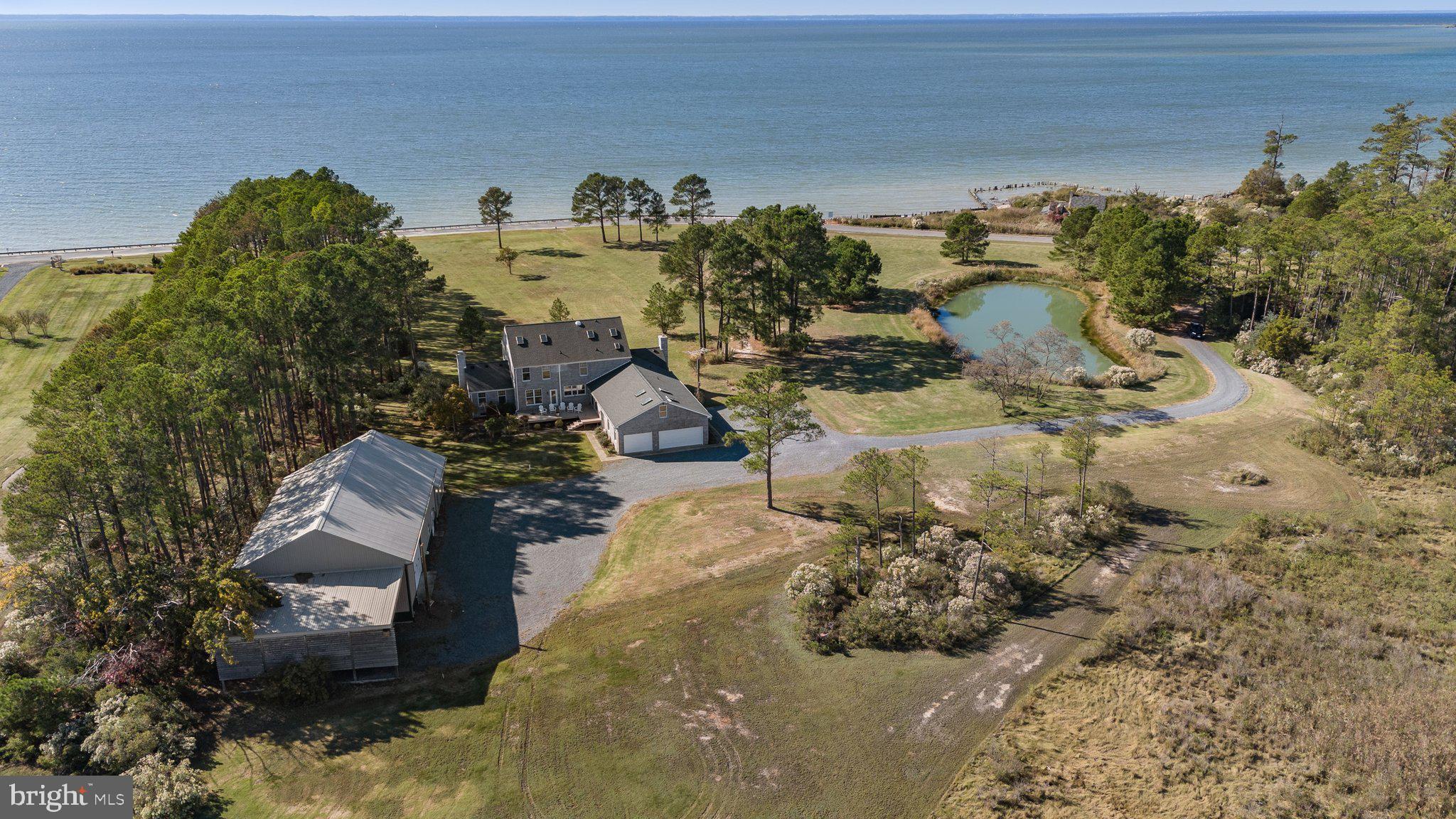 RAGGED POINT - Residential