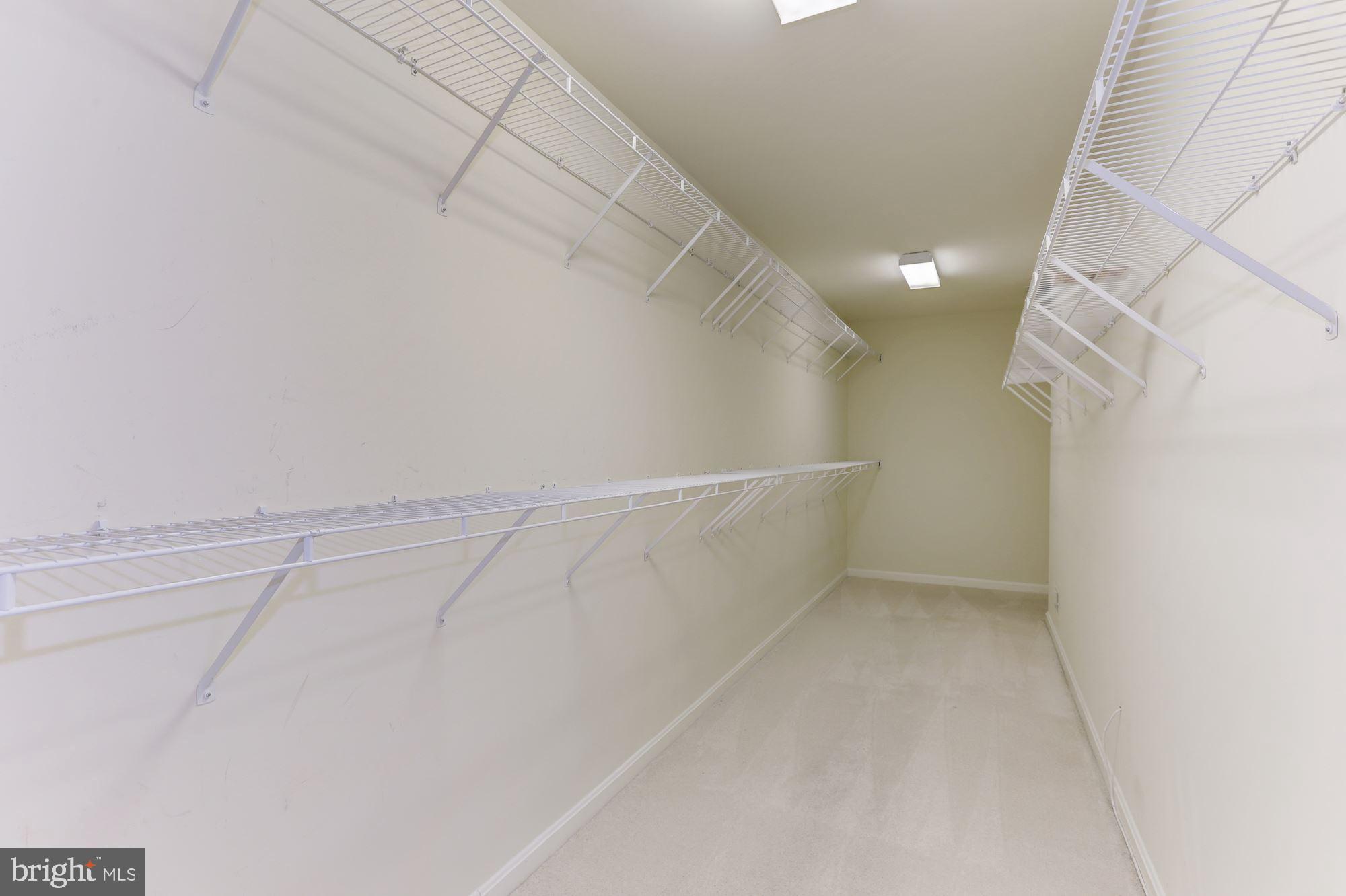 THE RIDINGS AT BLUE SPRING - Residential Lease