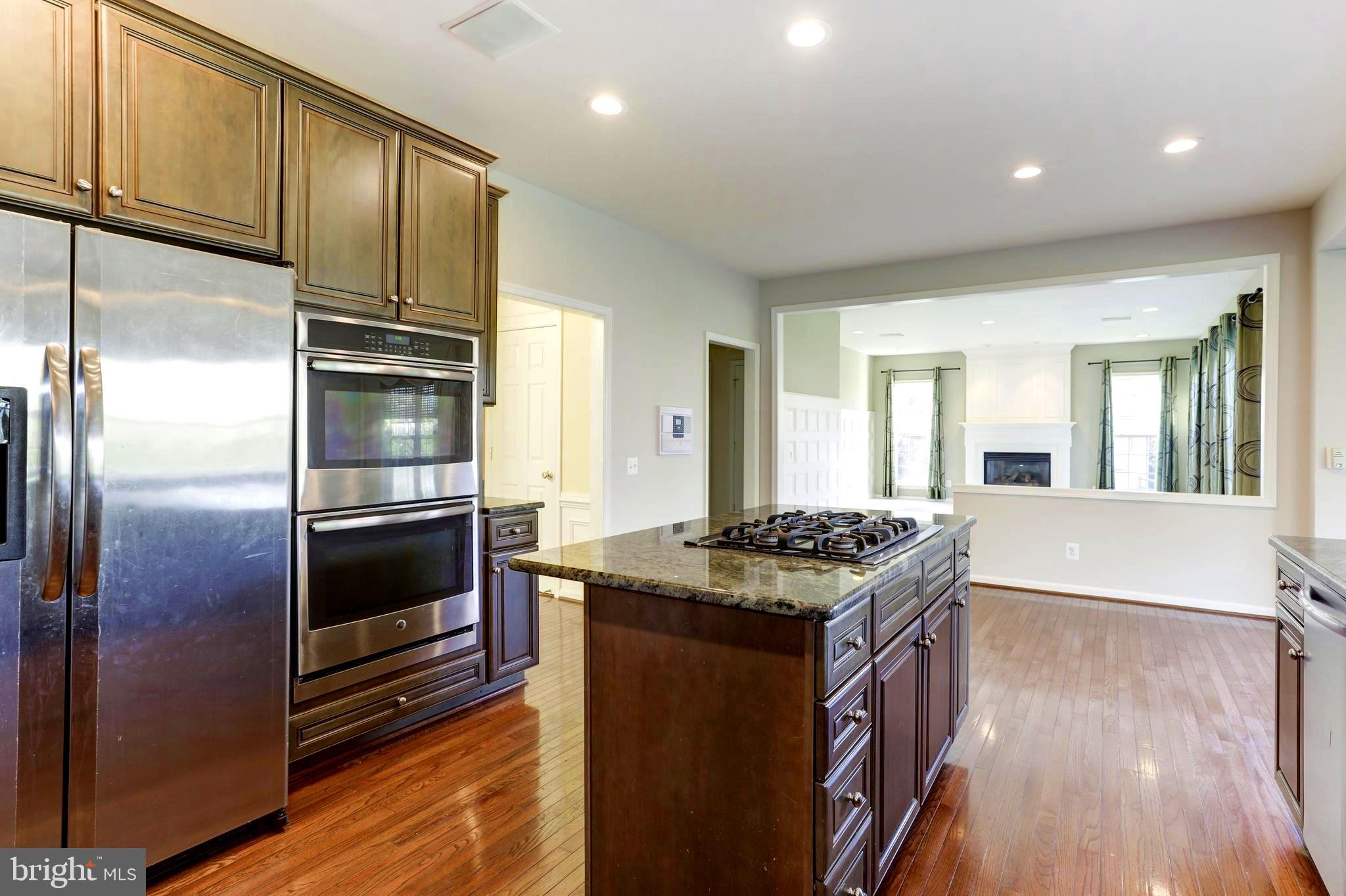 THE RIDINGS AT BLUE SPRING - Residential Lease