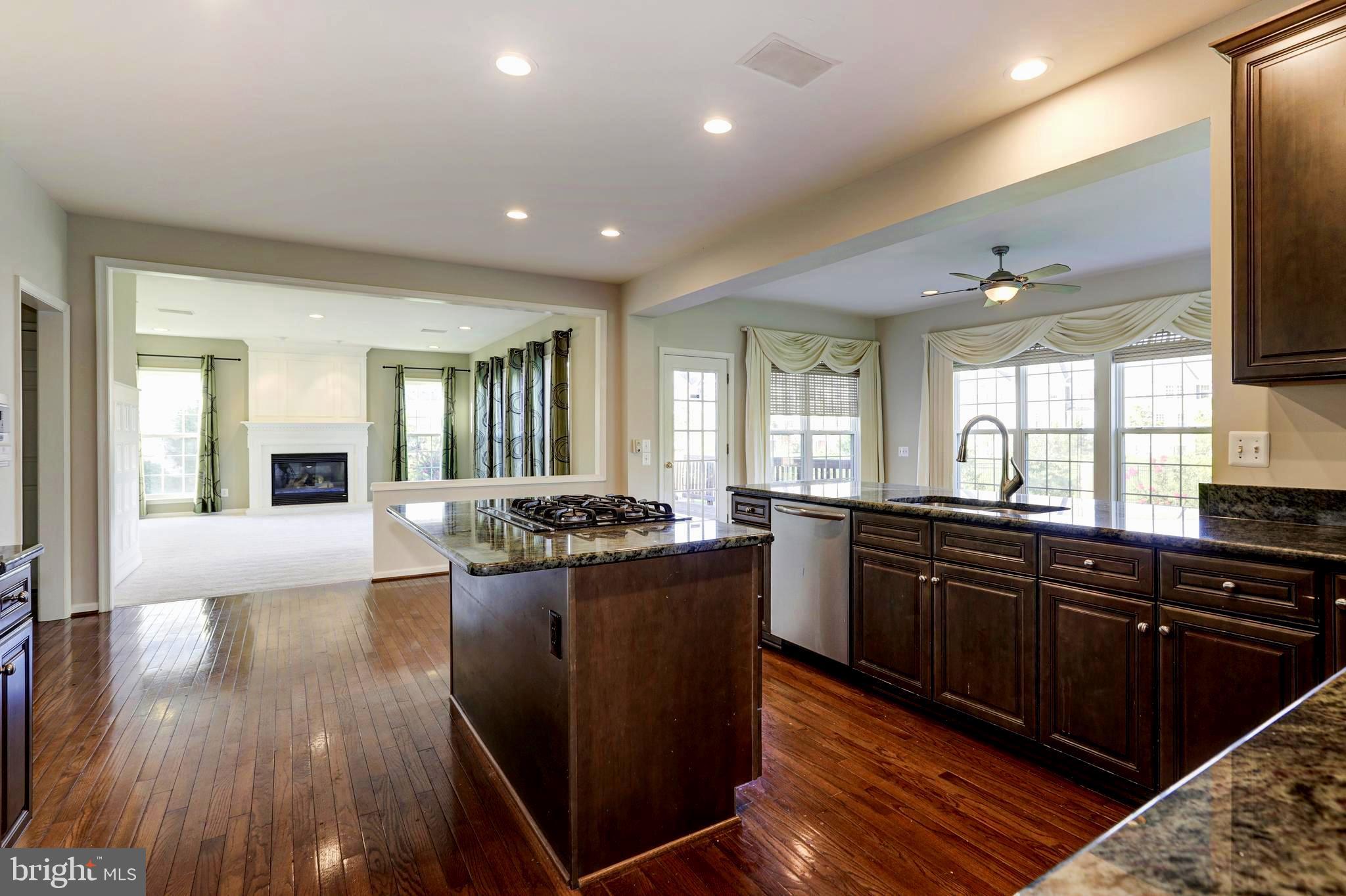 THE RIDINGS AT BLUE SPRING - Residential Lease