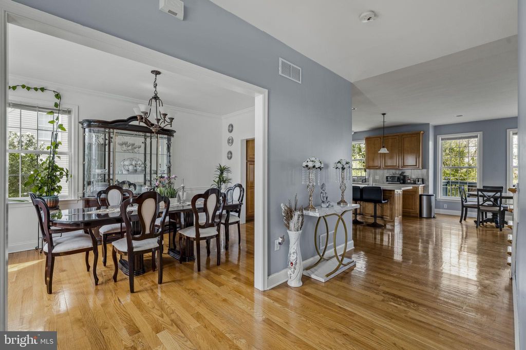 Photo of 327 Squire Lane, LITITZ, PA 17543 (MLS # PALA2078176)