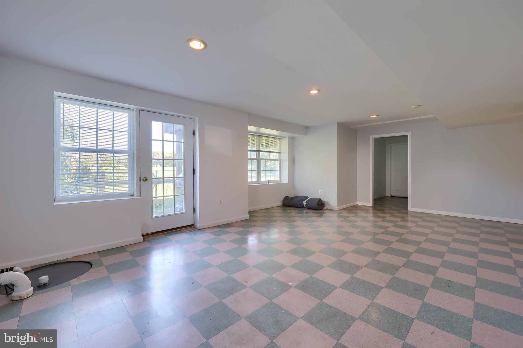 PENNS CROSSING - Residential