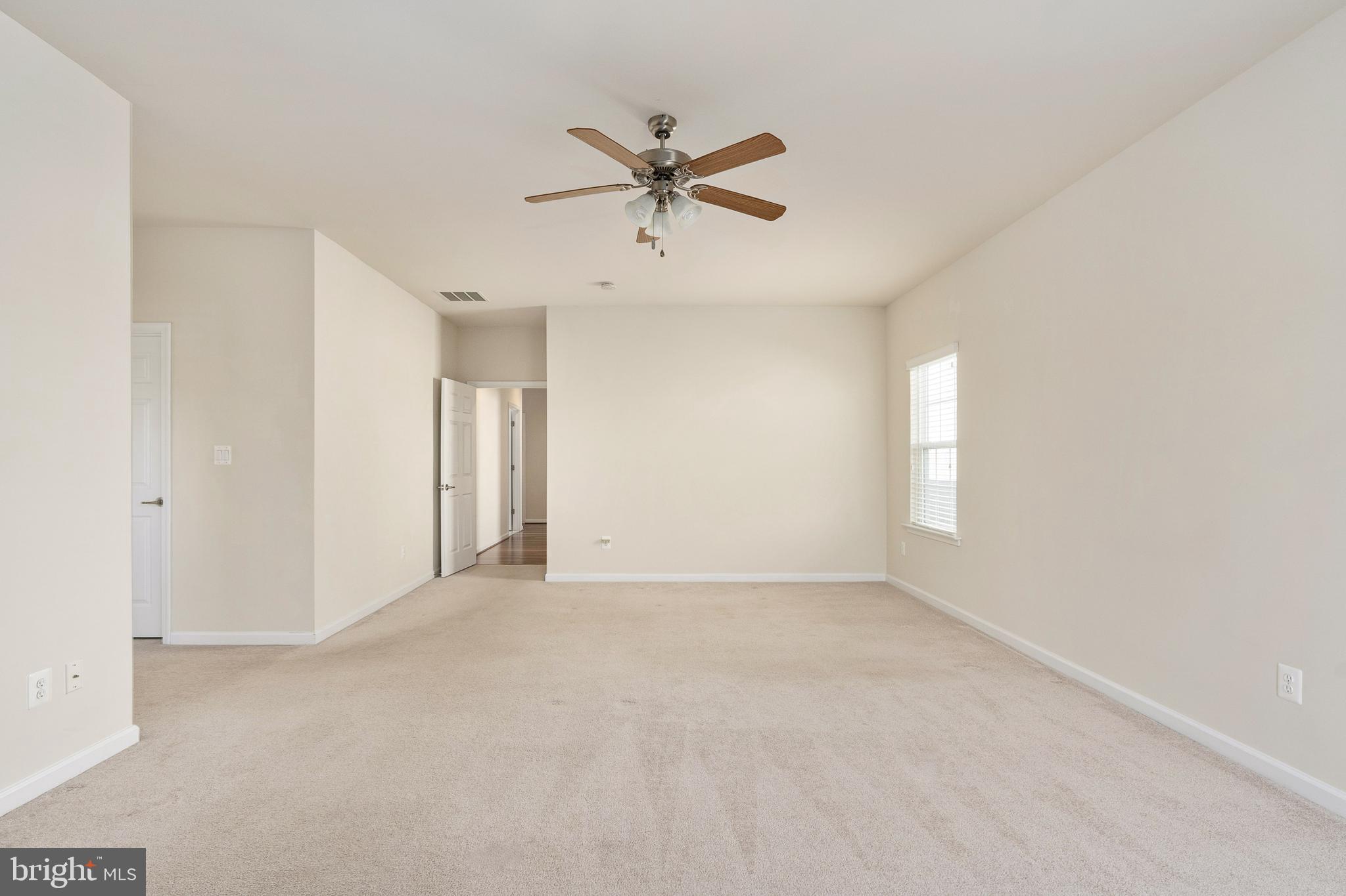 VIRGINIA HERITAGE AT LEE'S PARK - Residential