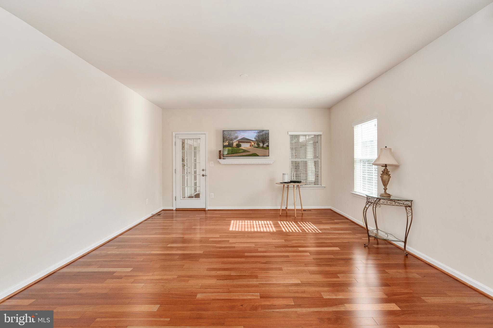 VIRGINIA HERITAGE AT LEE'S PARK - Residential