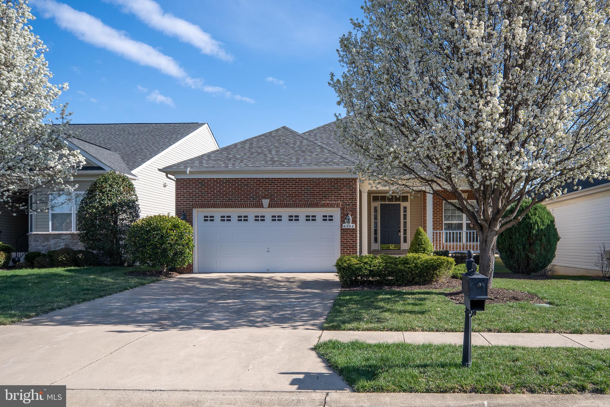 VIRGINIA HERITAGE AT LEE'S PARK - Residential