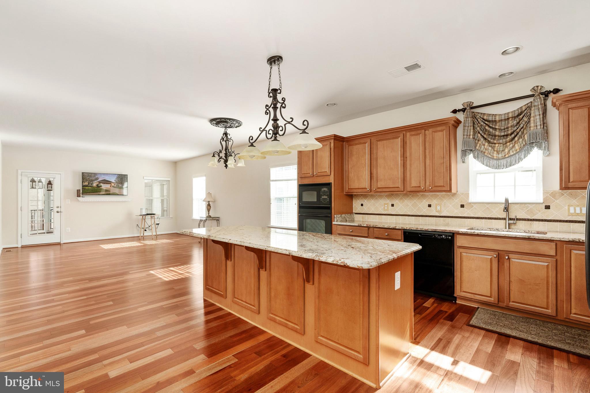 VIRGINIA HERITAGE AT LEE'S PARK - Residential