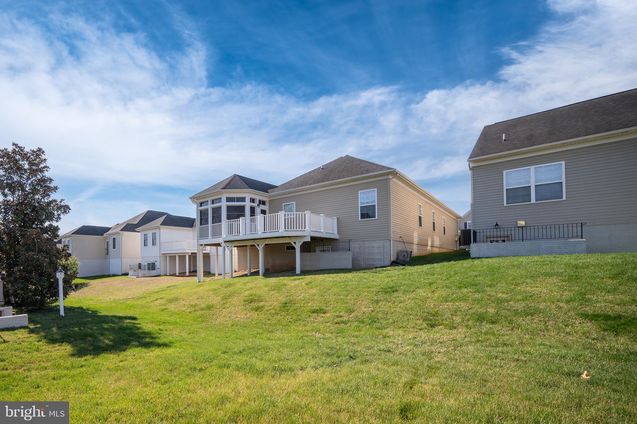 VIRGINIA HERITAGE AT LEE'S PARK - Residential