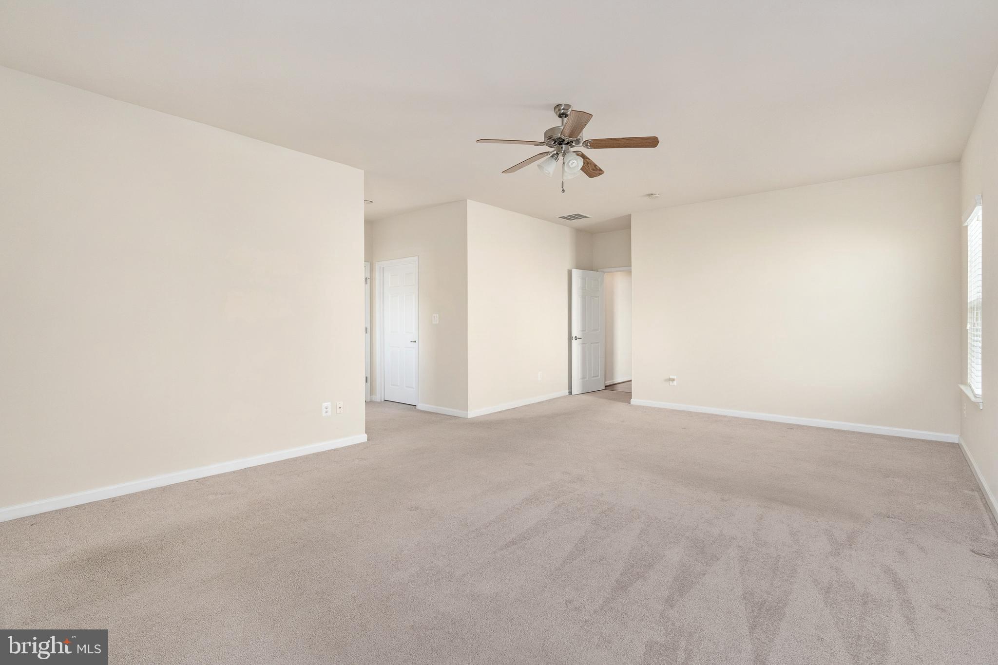 VIRGINIA HERITAGE AT LEE'S PARK - Residential