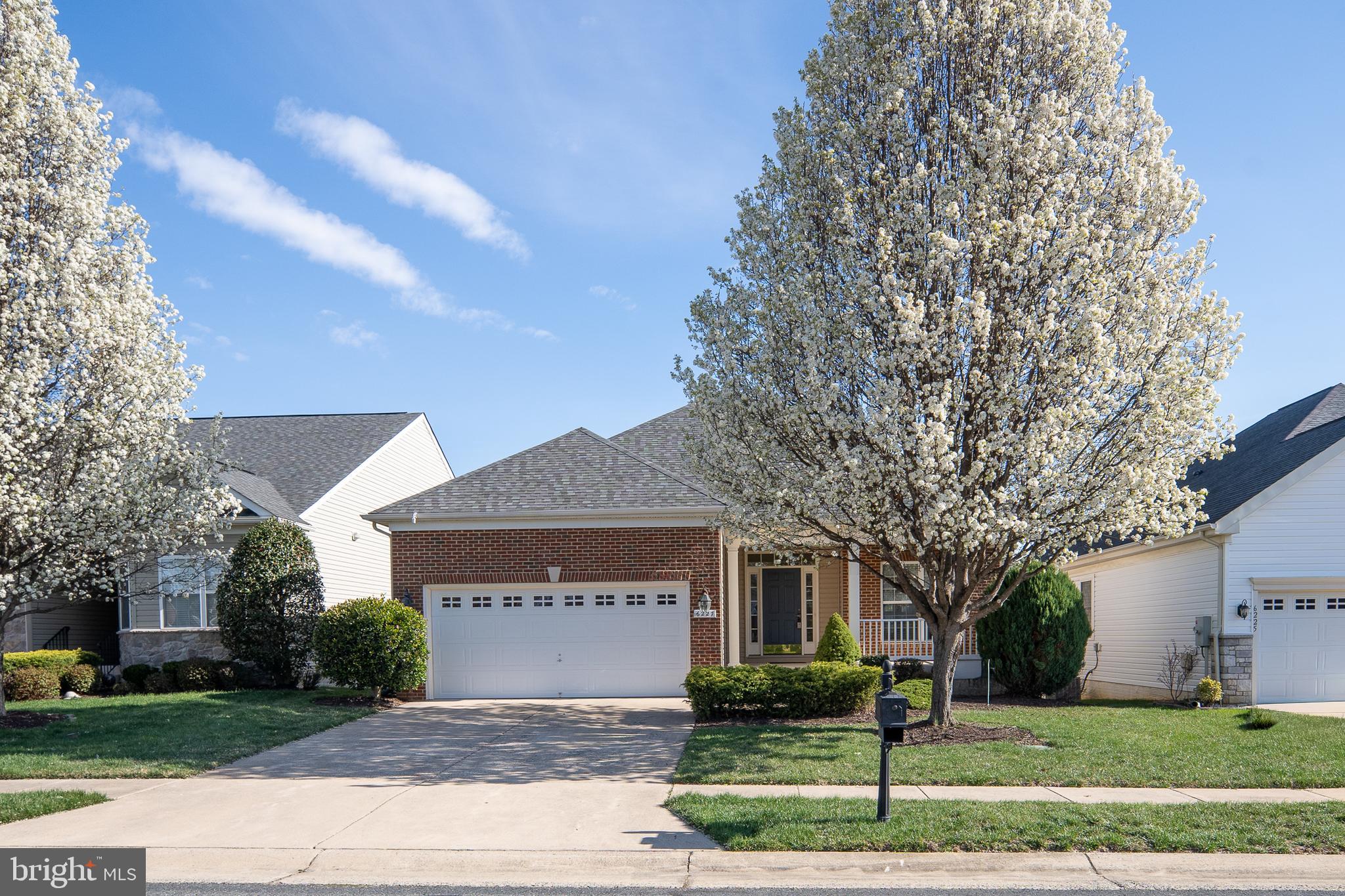 VIRGINIA HERITAGE AT LEE'S PARK - Residential