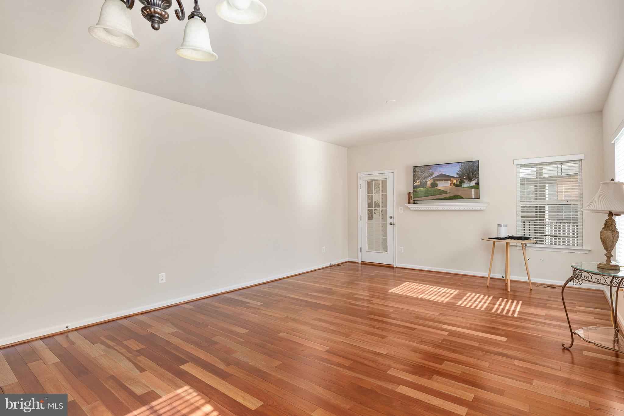 VIRGINIA HERITAGE AT LEE'S PARK - Residential