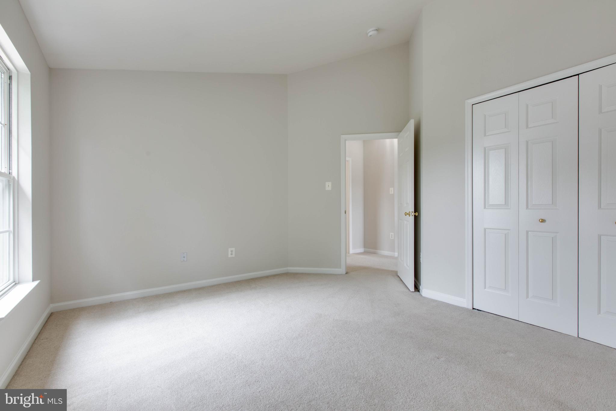 STOCKBRIDGE OVERLOOK - Residential Lease