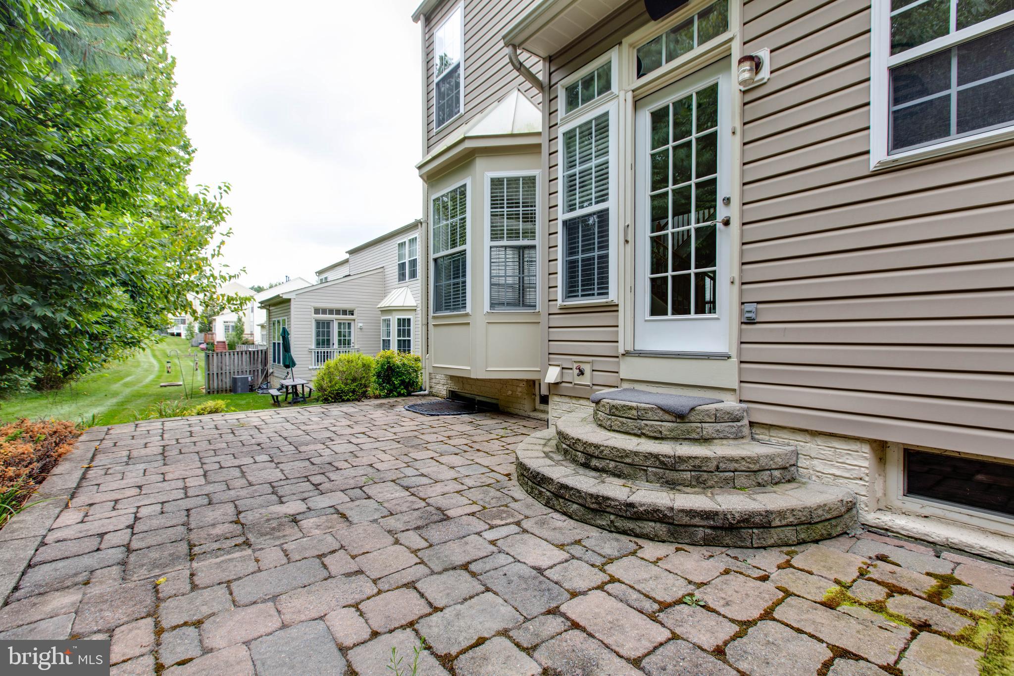 STOCKBRIDGE OVERLOOK - Residential Lease