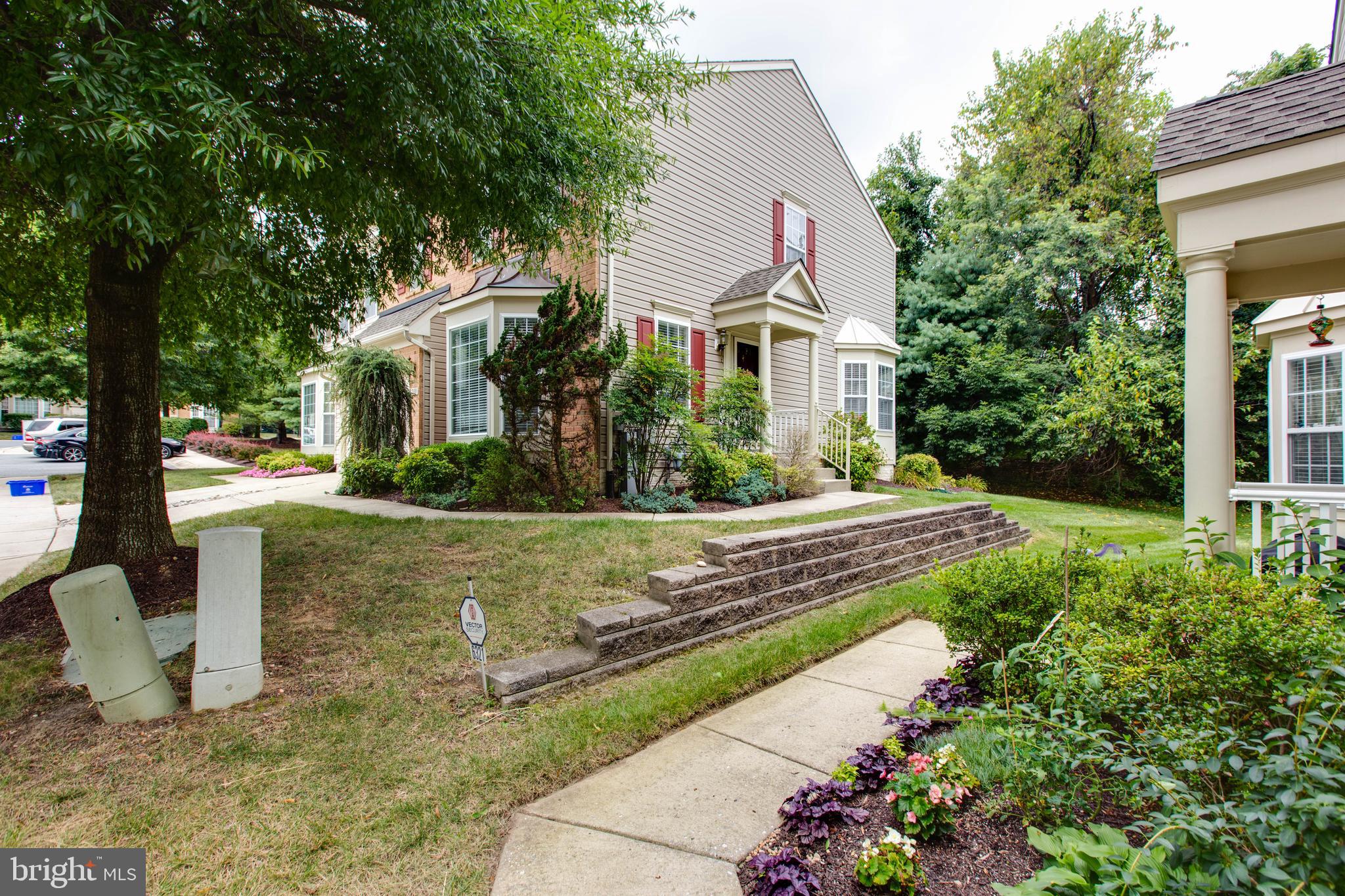 STOCKBRIDGE OVERLOOK - Residential Lease