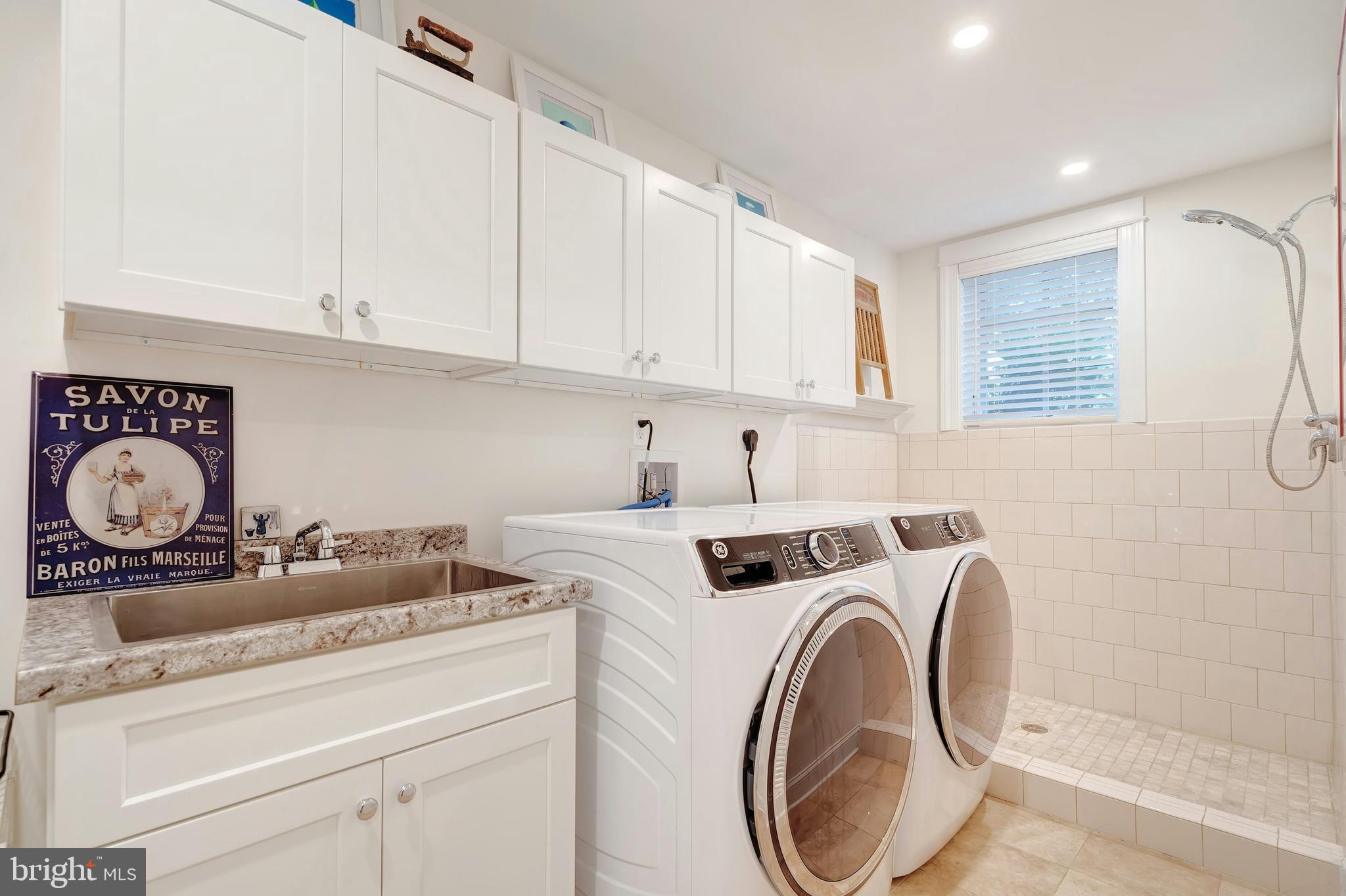 LYON PARK - Residential