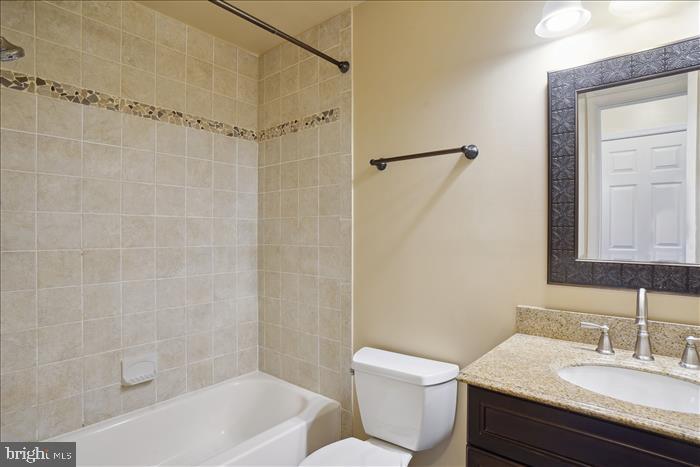 WILLOW COVE MANORS - Residential