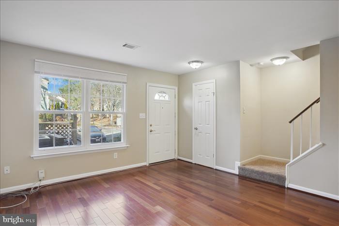 WILLOW COVE MANORS - Residential