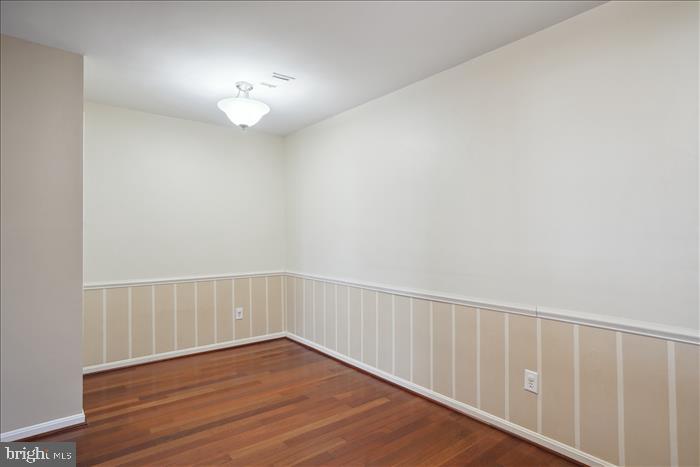 WILLOW COVE MANORS - Residential