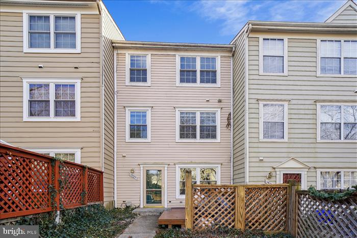 WILLOW COVE MANORS - Residential