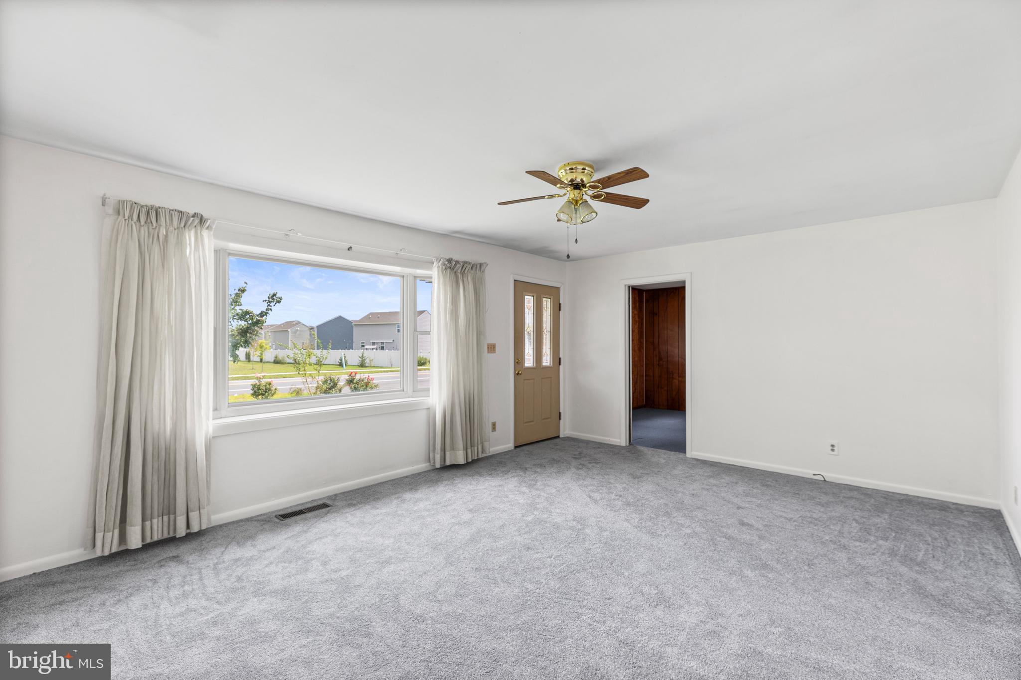 402 OLD LANDING ROAD