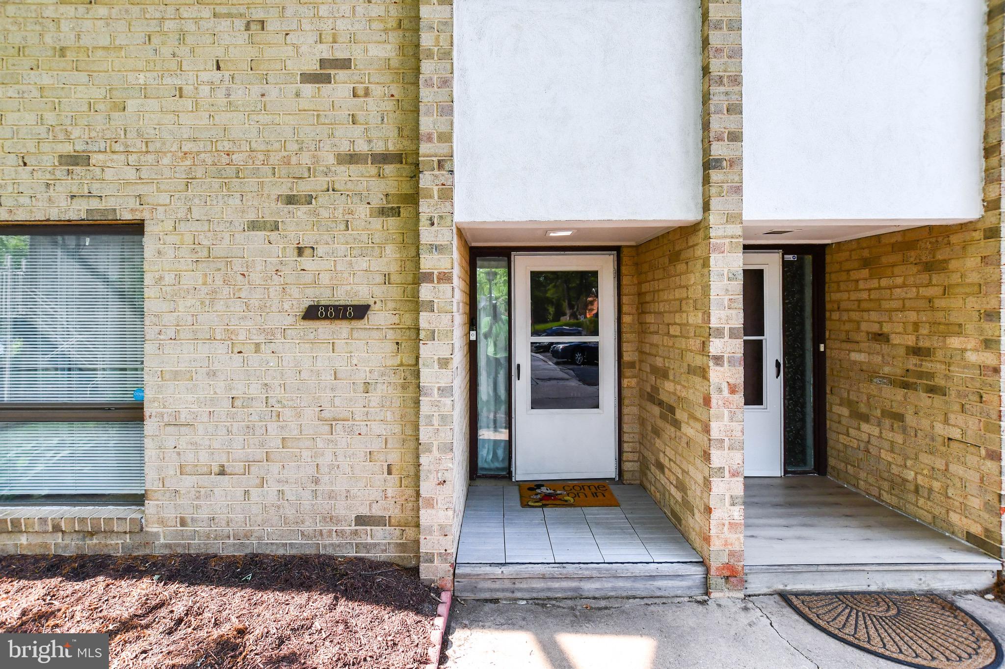 8878 TAMEBIRD COURT